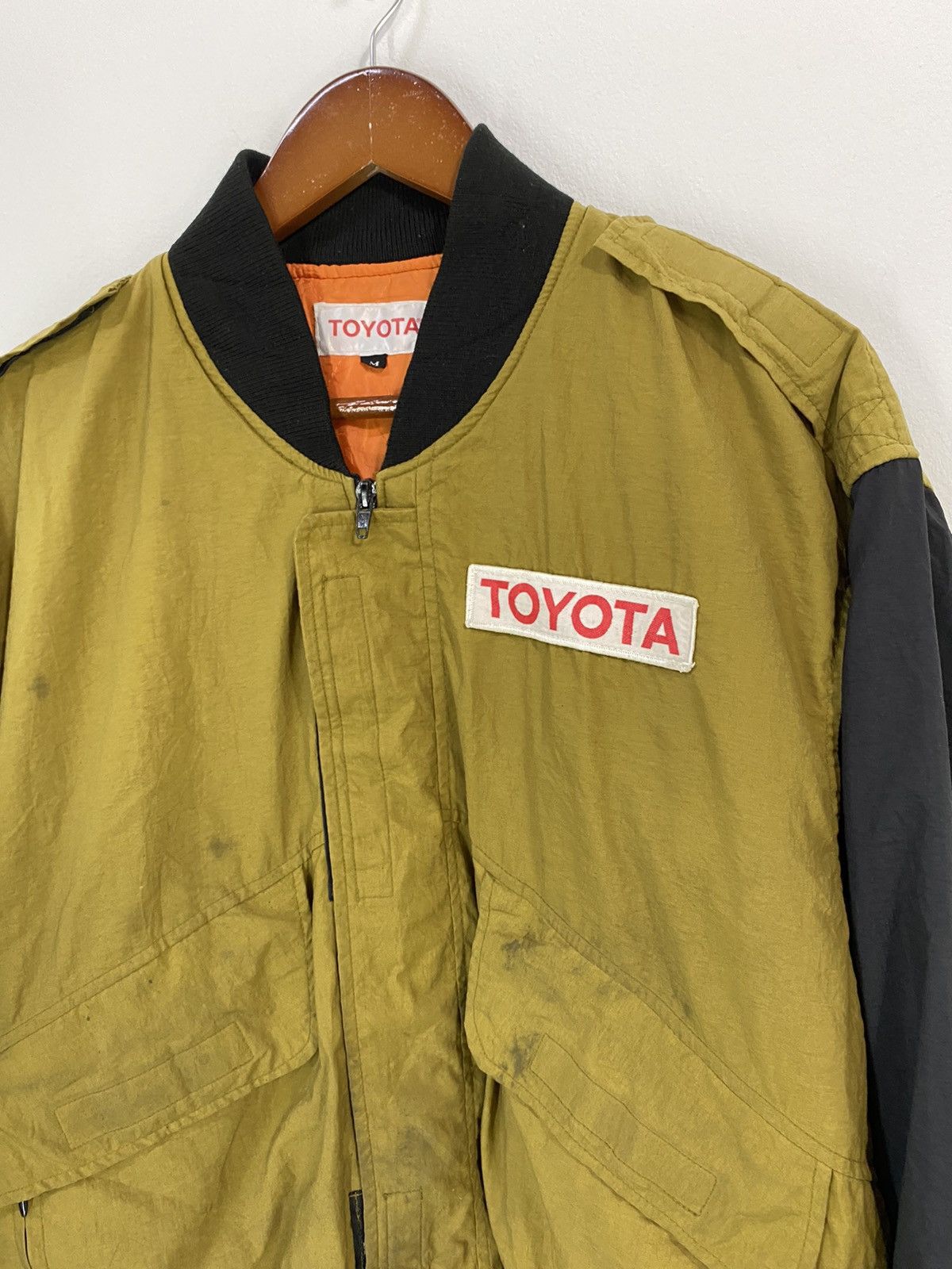 Sports Specialties Vintage Toyota Bomber Jacket Two Tone Colour Size US M / EU 48-50 / 2 - 3 Thumbnail
