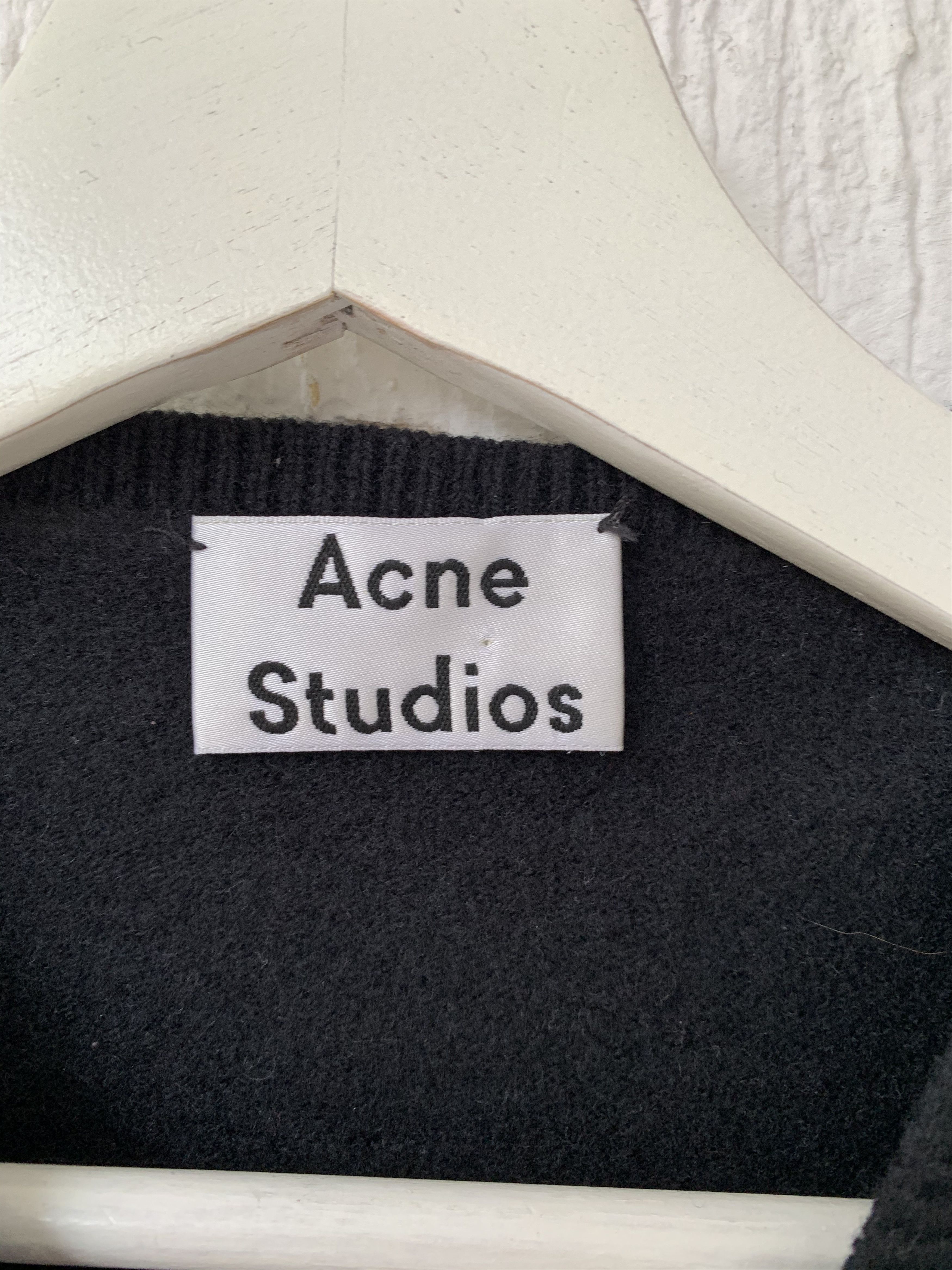 Acne Studios 'dasher' face patch wool sweater Size US S / EU 44-46 / 1 - 3 Thumbnail