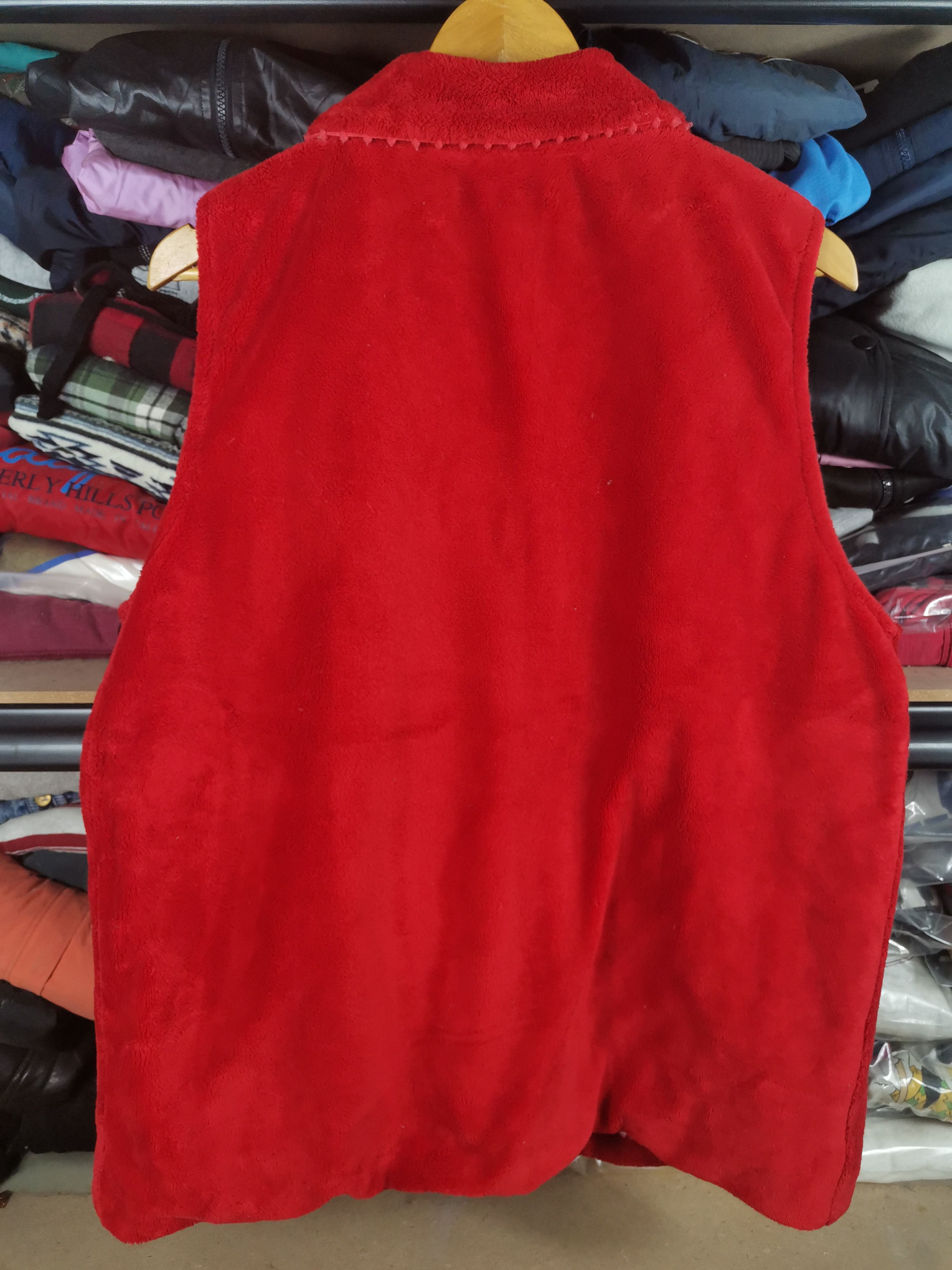 Japanese Brand Vintage 90s Hello Kitty Fleece Vest Size US L / EU 52-54 / 3 - 4 Thumbnail