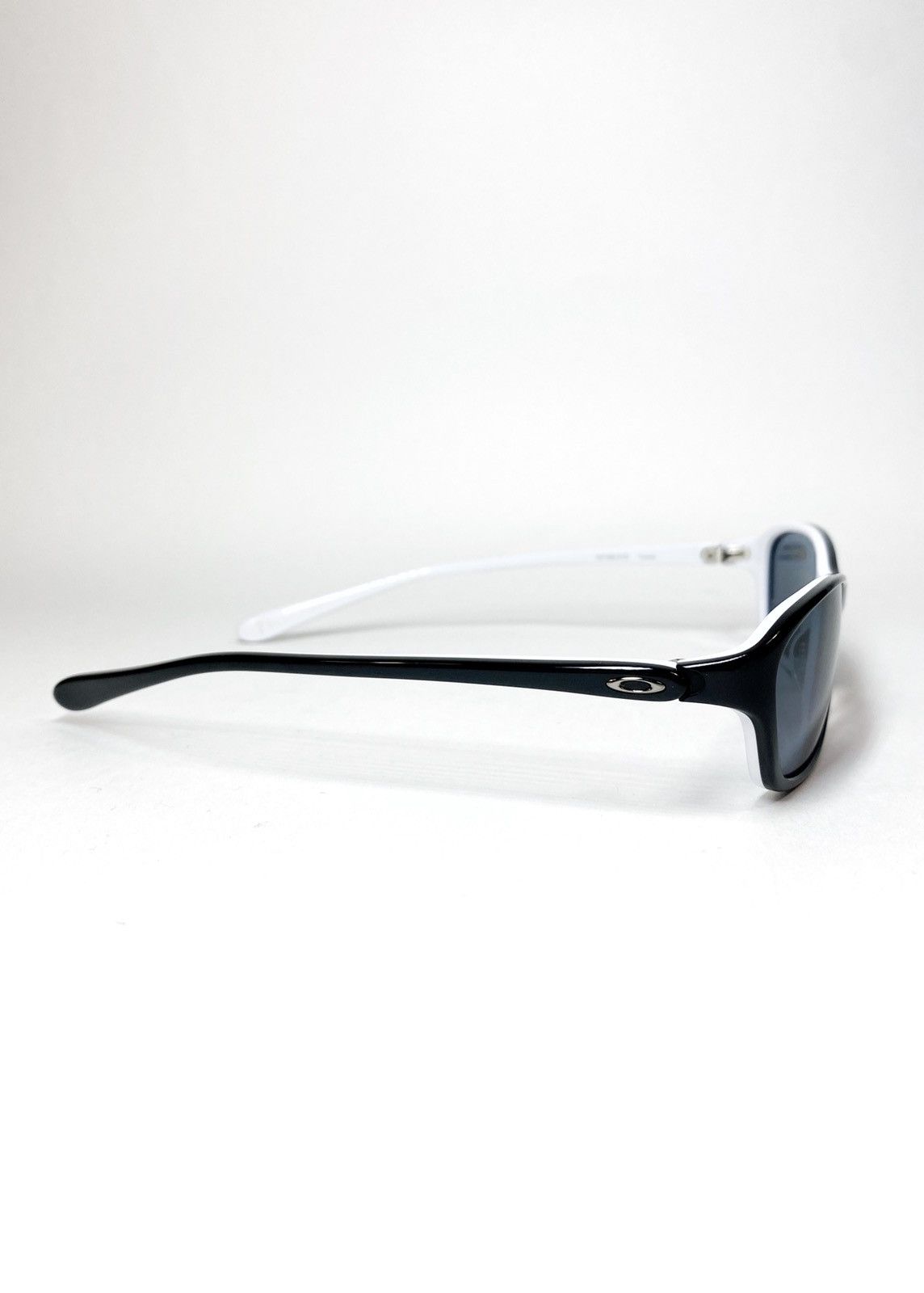 Oakley × Vintage Silver Logo O Vintage Oakley Sunglasses Size ONE SIZE - 4 Thumbnail