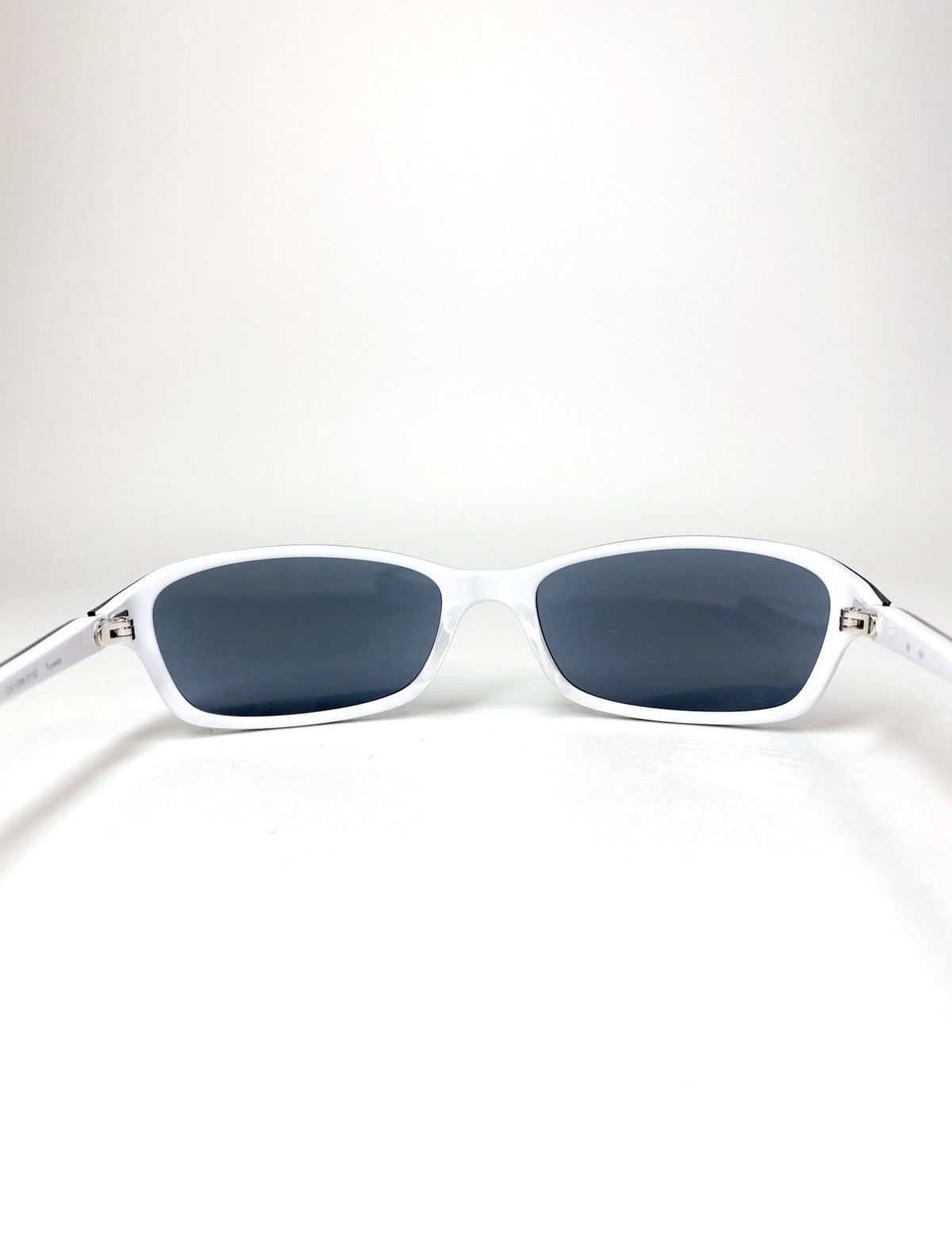 Oakley × Vintage Silver Logo O Vintage Oakley Sunglasses Size ONE SIZE - 5 Thumbnail
