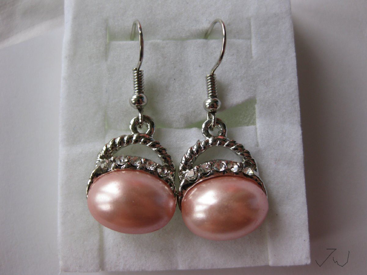 Handmade Pink Seashell Drop Earrings with Czs Size ONE SIZE - 1 Preview