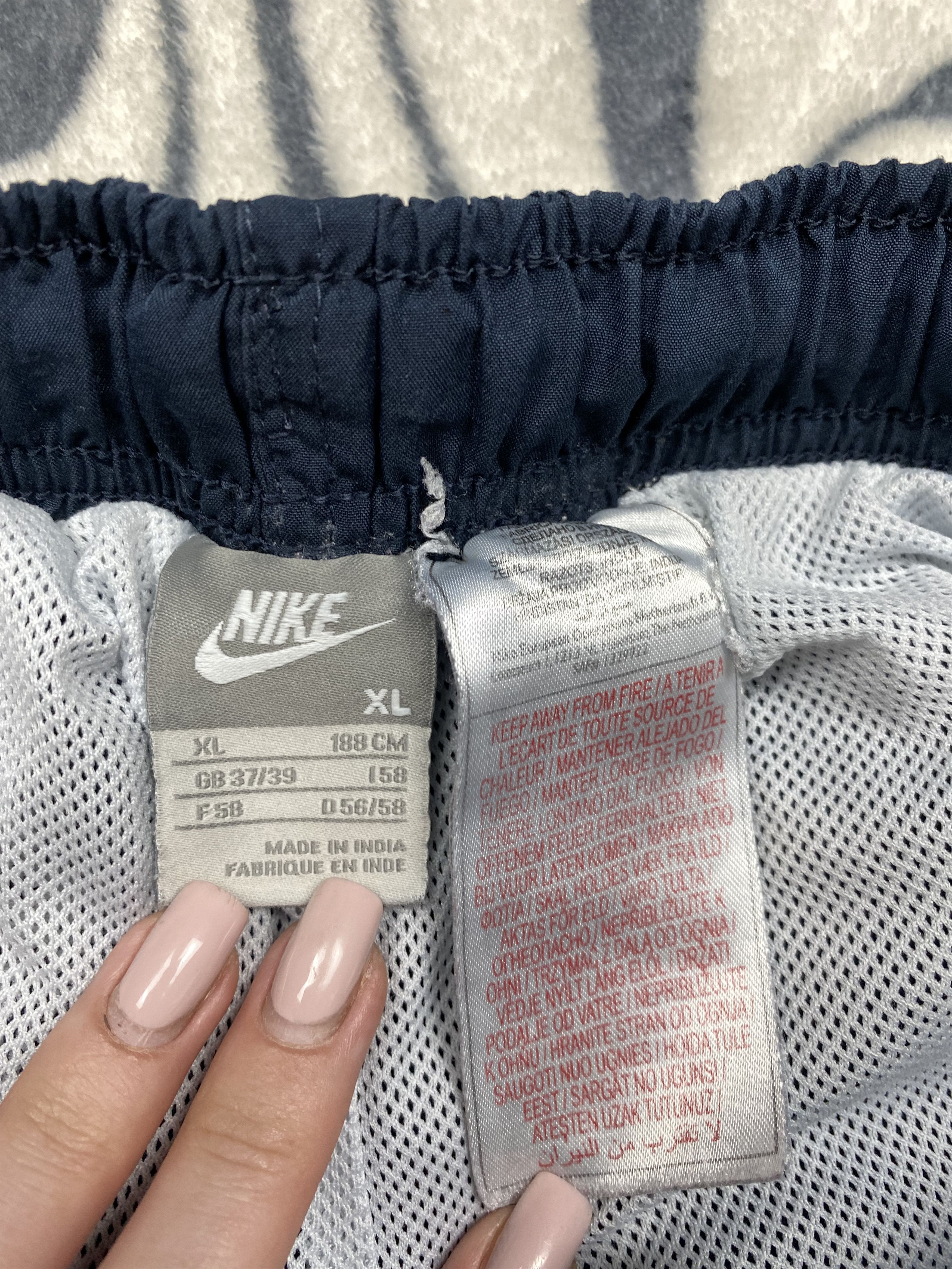 Nike Nike Vintage Mens Nylon Track Pants Y2K Drill Size US 36 / EU 52 - 4 Thumbnail