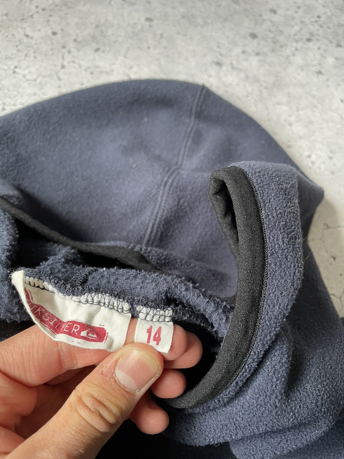Quiksilver × Vintage Vintage Fleece Quicksilver Hoodie with Large Logo Size US S / EU 44-46 / 1 - 9 Thumbnail