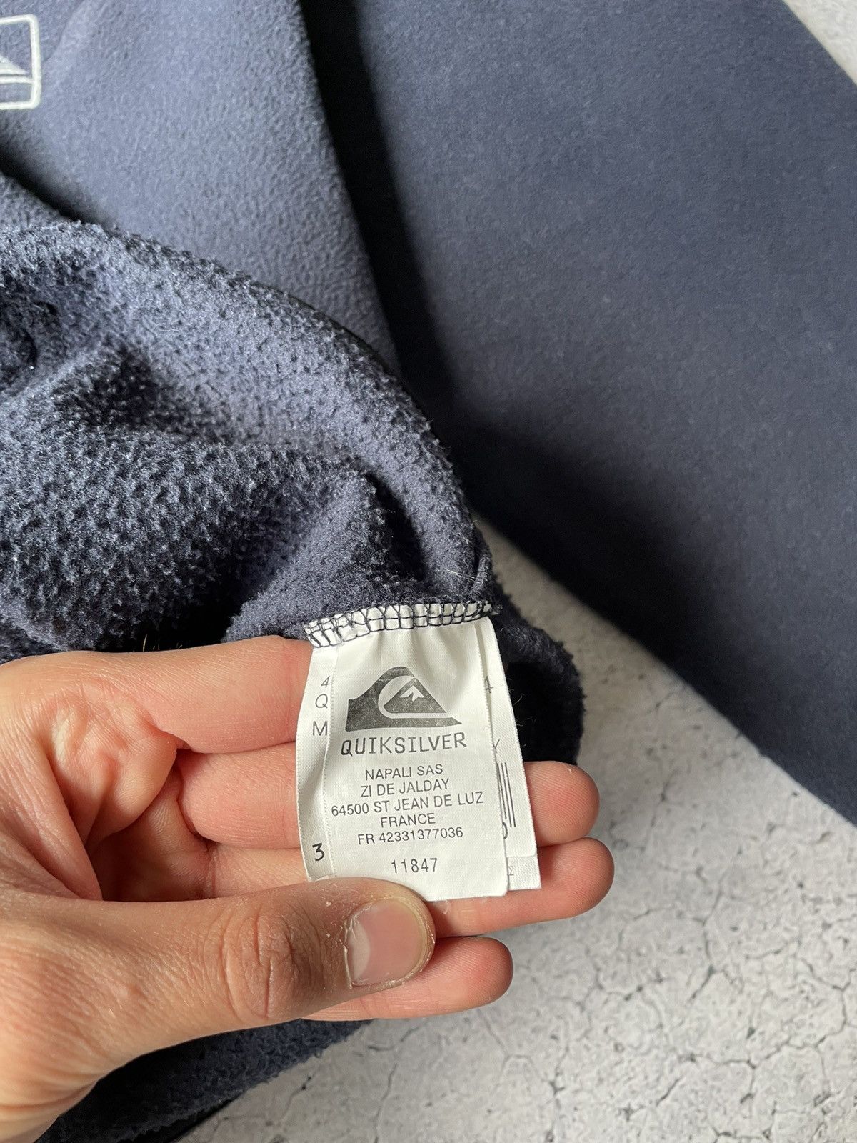 Quiksilver × Vintage Vintage Fleece Quicksilver Hoodie with Large Logo Size US S / EU 44-46 / 1 - 10 Thumbnail