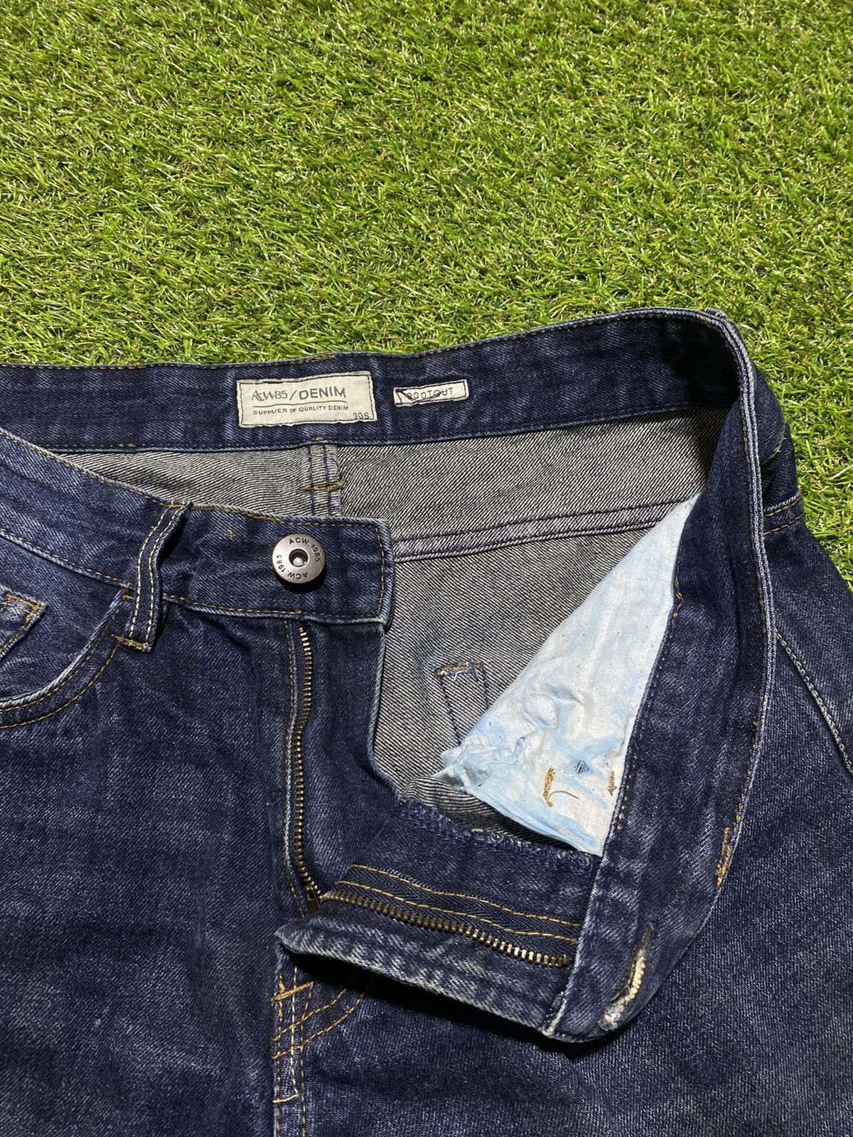 Vintage Vintage 90s jeans denim faded streetwear japanese size 30 Size US 30 / EU 46 - 8 Thumbnail