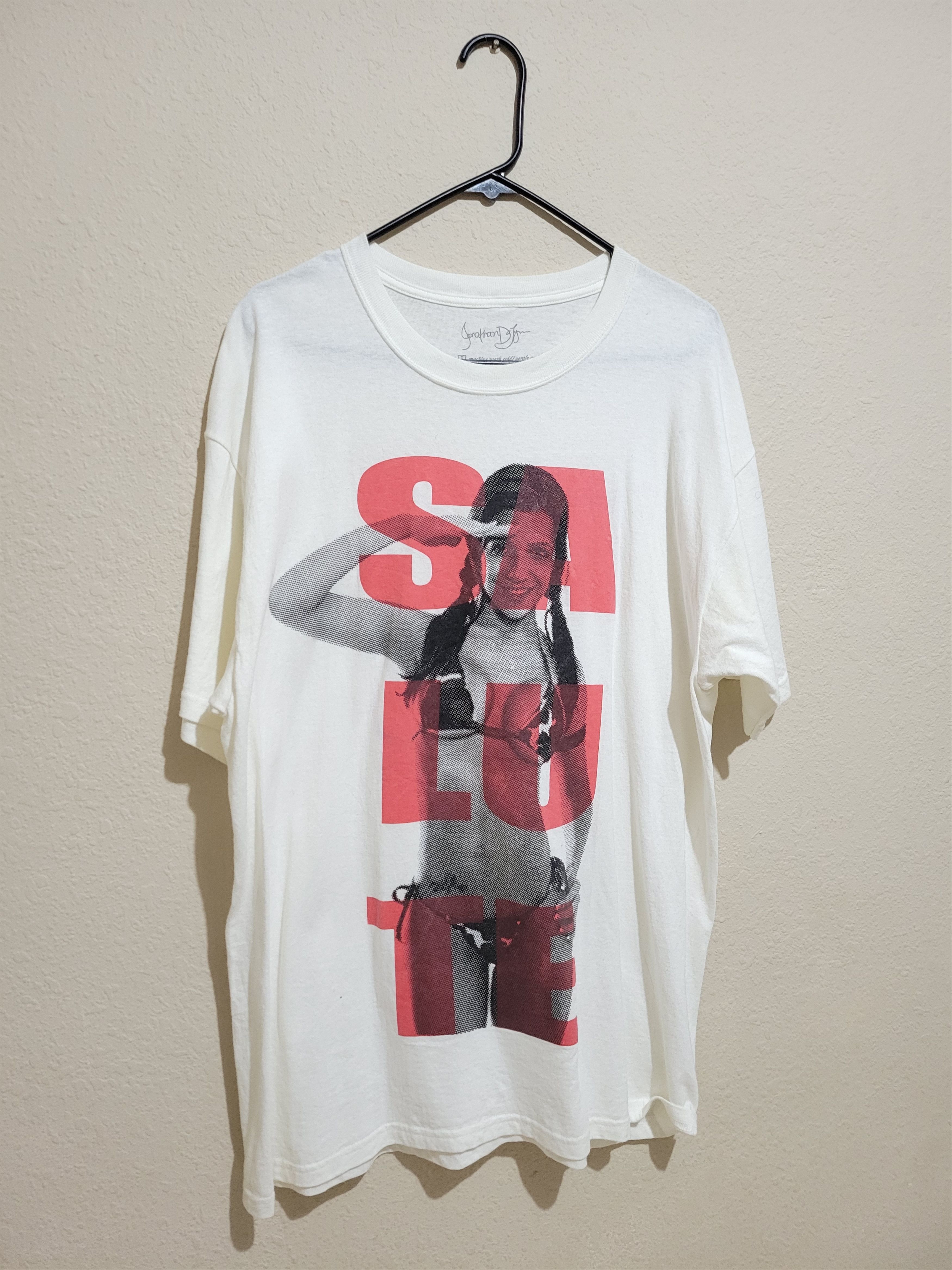 Vintage "salute" bikini graphic tee Size US XL / EU 56 / 4 - 1 Thumbnail
