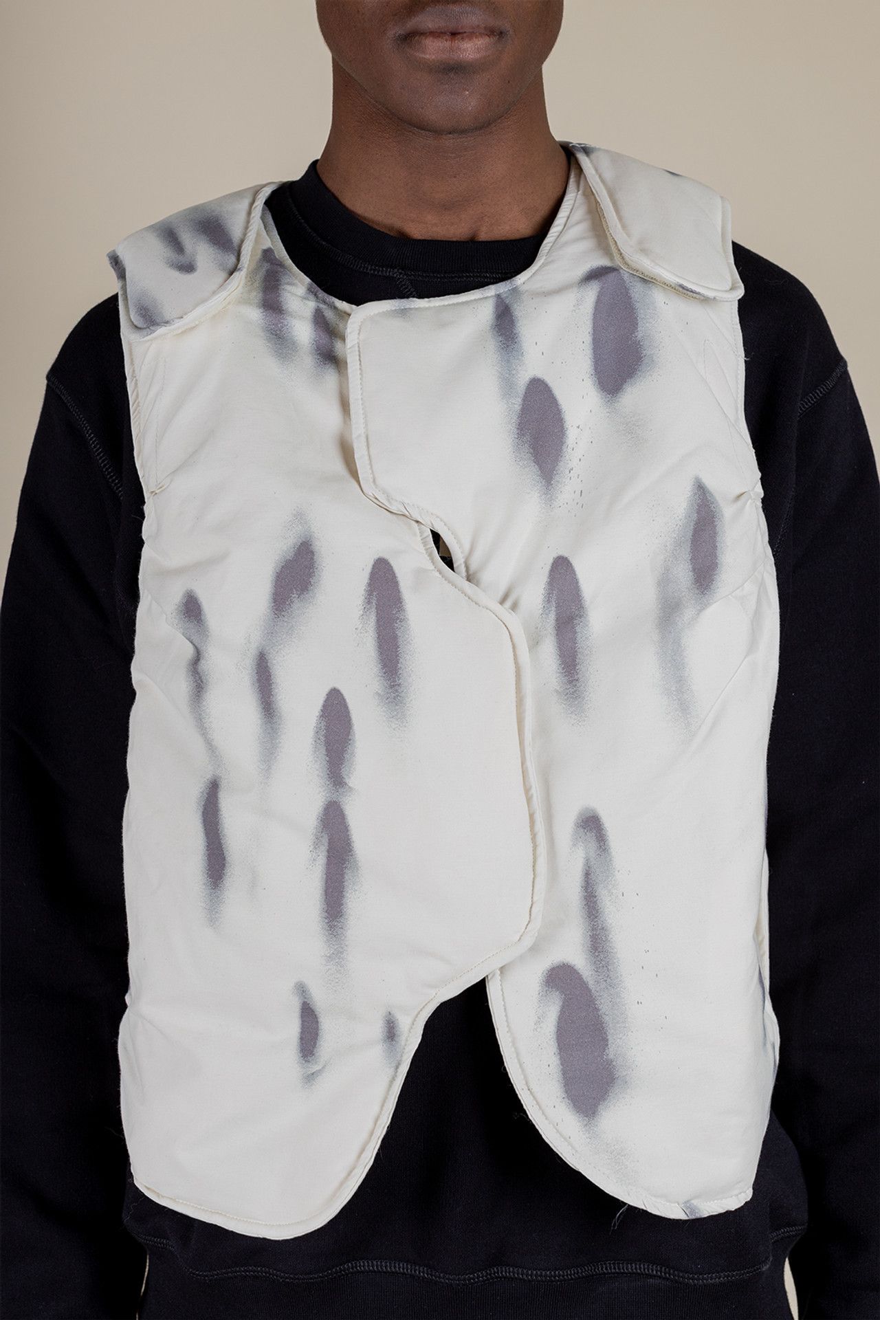 A-COLD-WALL* ACW asymetrical Gilet Bone Blur Puffer Crop tactical modular Size US M / EU 48-50 / 2 - 4 Thumbnail