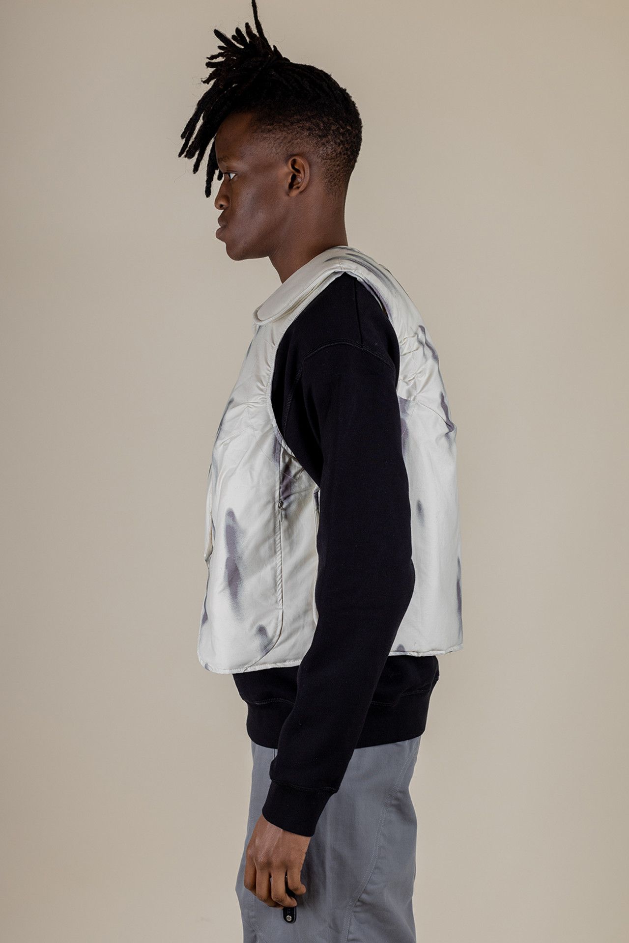 A-COLD-WALL* ACW asymetrical Gilet Bone Blur Puffer Crop tactical modular Size US M / EU 48-50 / 2 - 5 Thumbnail