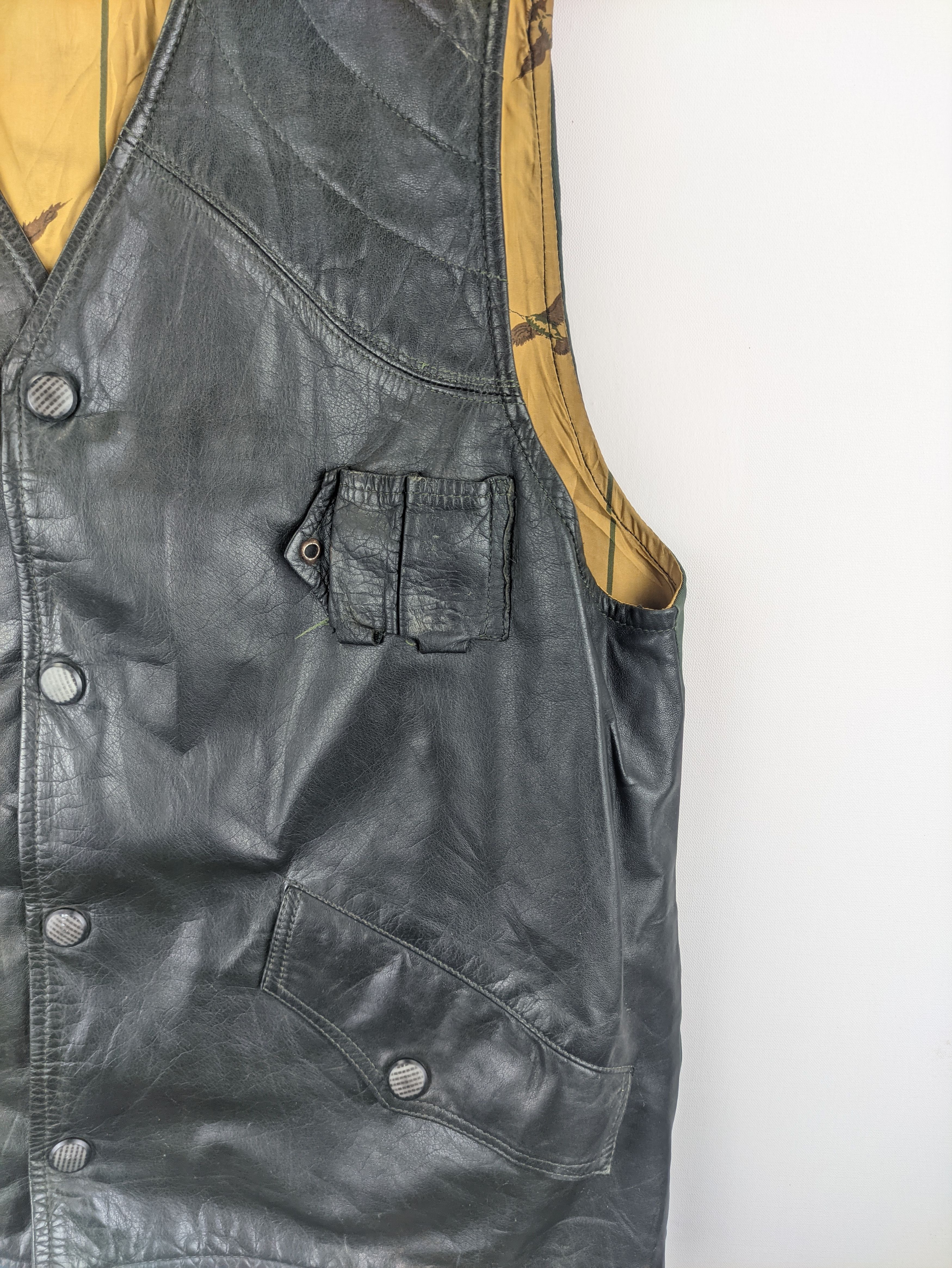 Descente Steals🔥Vintage Vest PU Leather by Descente Size US M / EU 48-50 / 2 - 4 Thumbnail