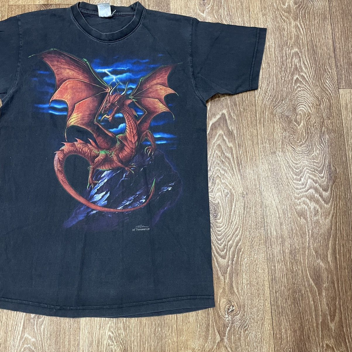 Vintage Vintage 90s Dragon Graphic Tee Sun Faded Streetwear Baggy M Size US M / EU 48-50 / 2 - 2 Thumbnail