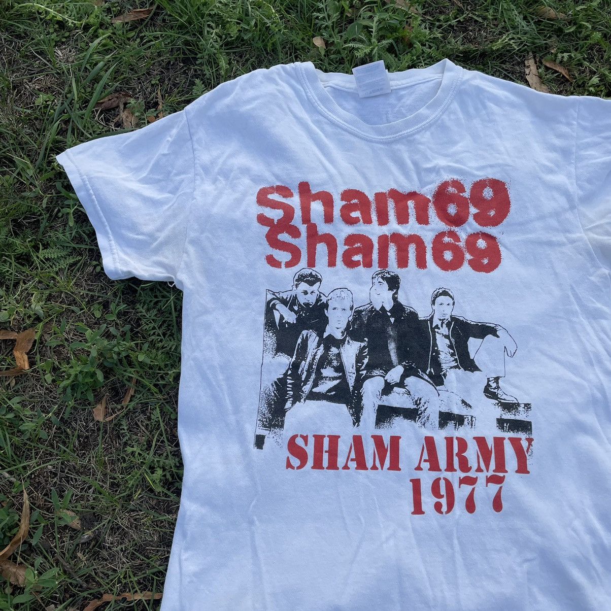 Vintage Vintage Y2K Sharm69 Graphic Tee Sun Faded Grunge Slim Boxy M Size US M / EU 48-50 / 2 - 3 Thumbnail