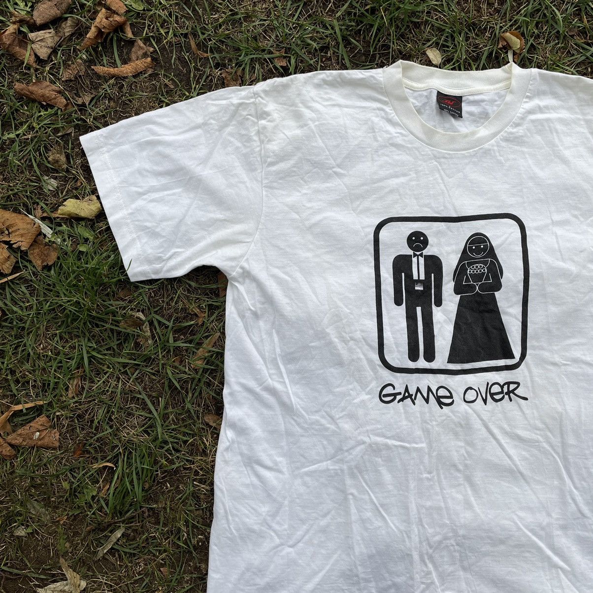 Vintage Vintage Y2K Game Over Graphic Tee Sun Faded Humor Streetwear Size US L / EU 52-54 / 3 - 3 Thumbnail
