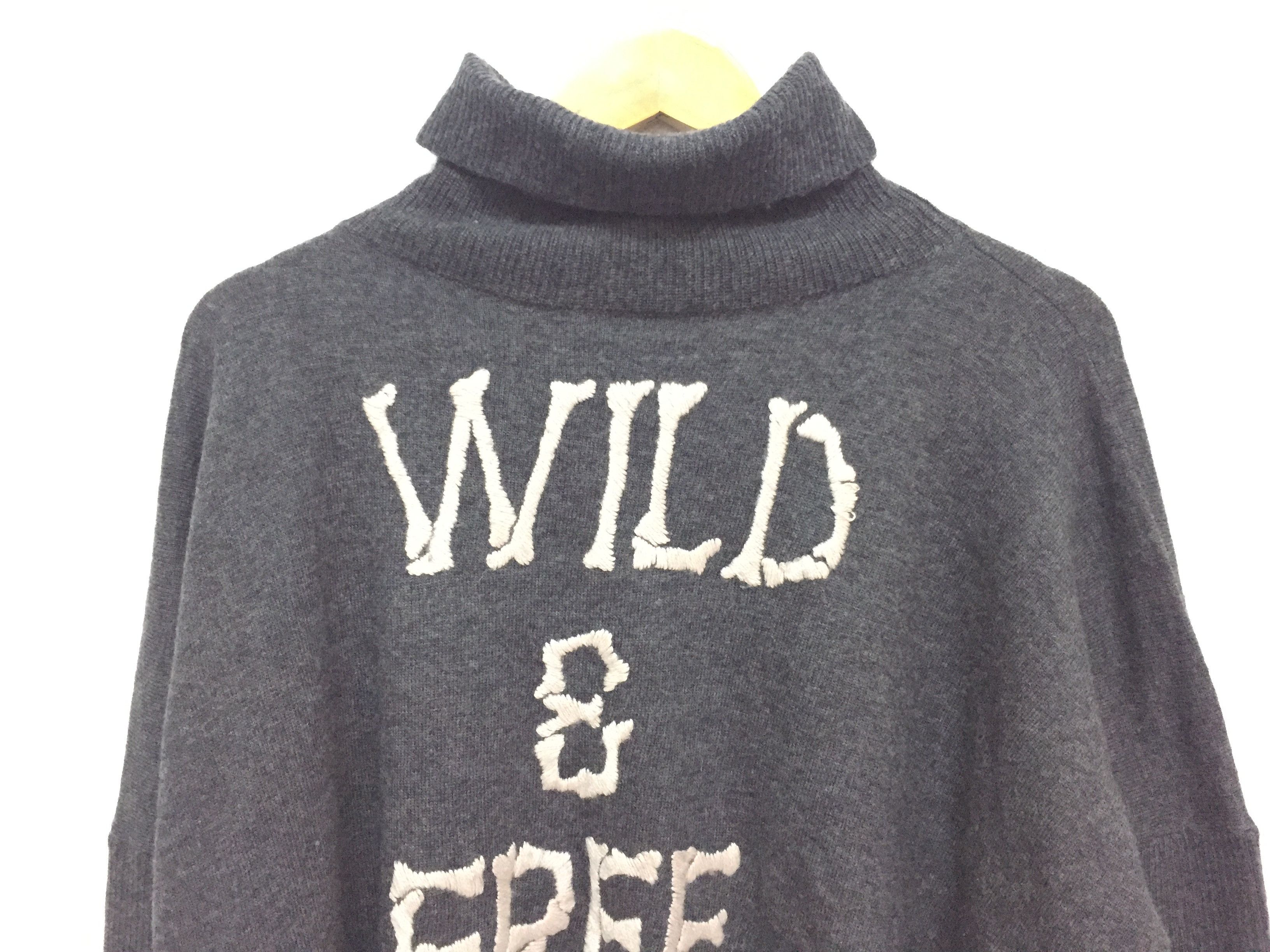Vivienne Westwood 2000s Wild and Free bone Oversize crop wool turtle neck Size M / US 6-8 / IT 42-44 - 4 Thumbnail