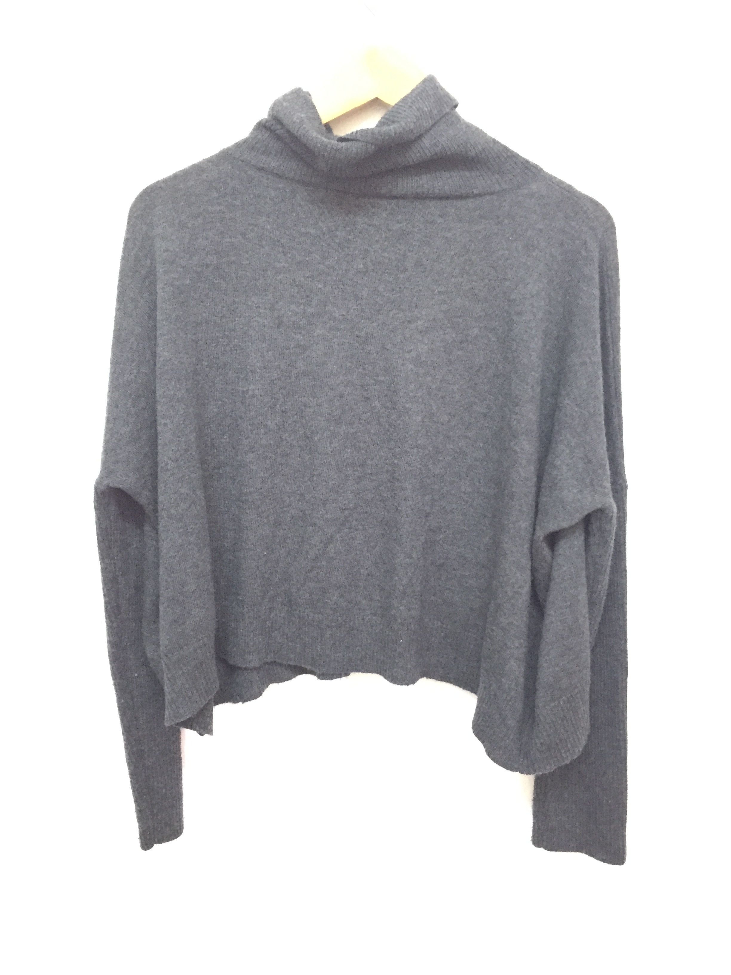 Vivienne Westwood 2000s Wild and Free bone Oversize crop wool turtle neck Size M / US 6-8 / IT 42-44 - 9 Thumbnail