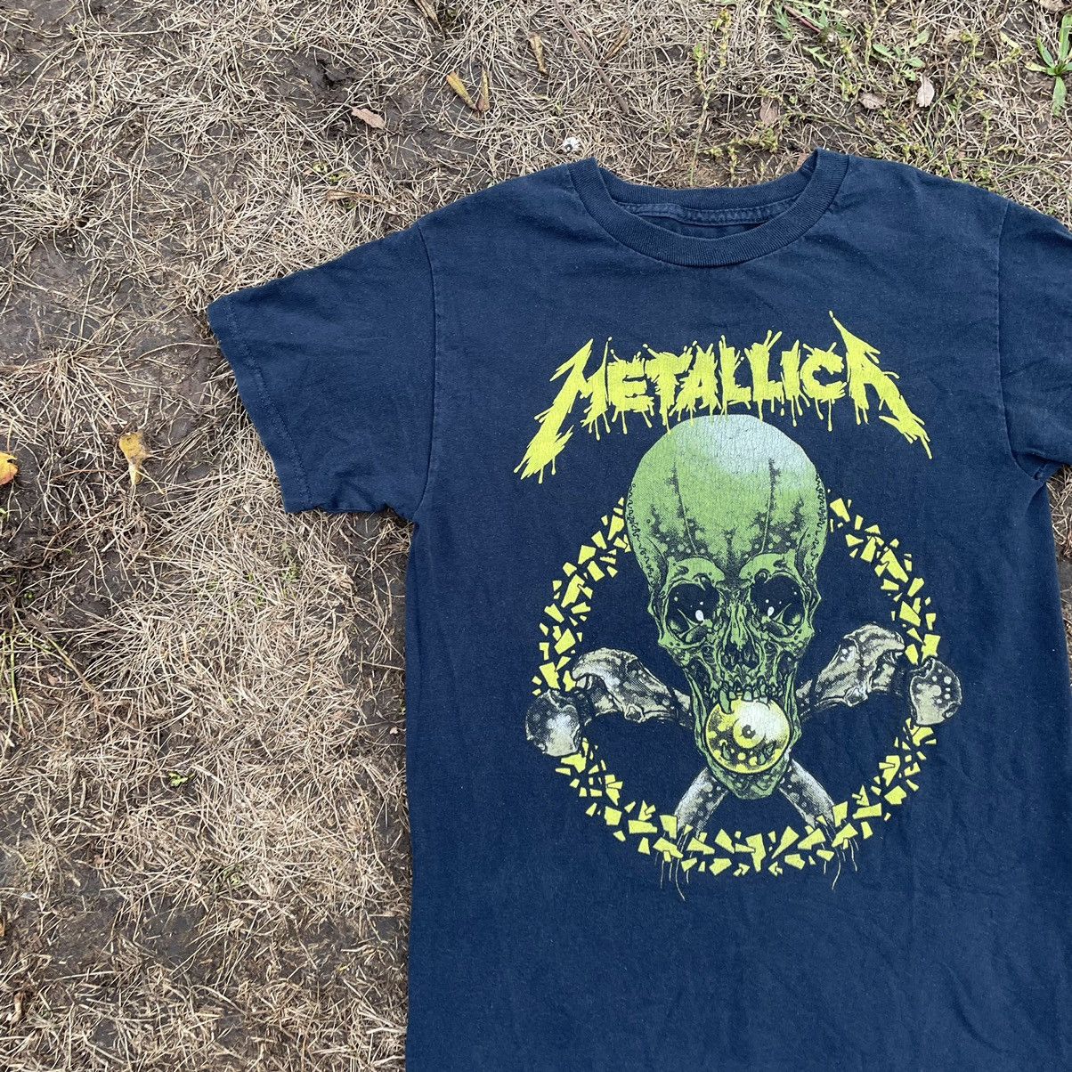 Vintage Vintage 90s Metallica Band Tee Graphic Distressed Grunge S Size US S / EU 44-46 / 1 - 3 Thumbnail