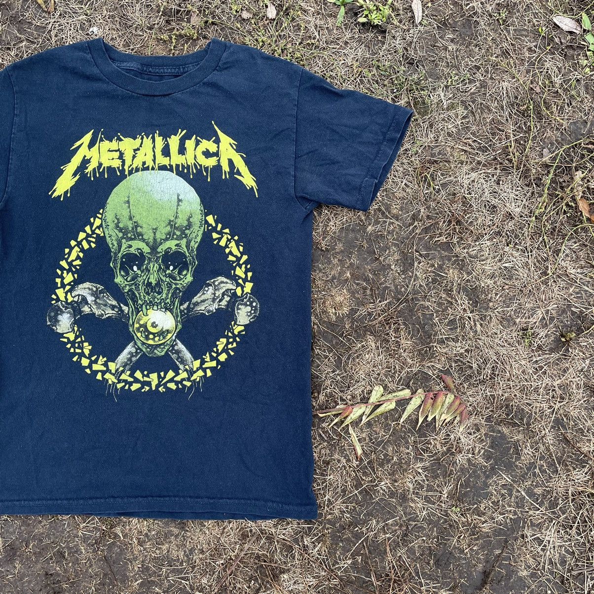 Vintage Vintage 90s Metallica Band Tee Graphic Distressed Grunge S Size US S / EU 44-46 / 1 - 2 Thumbnail