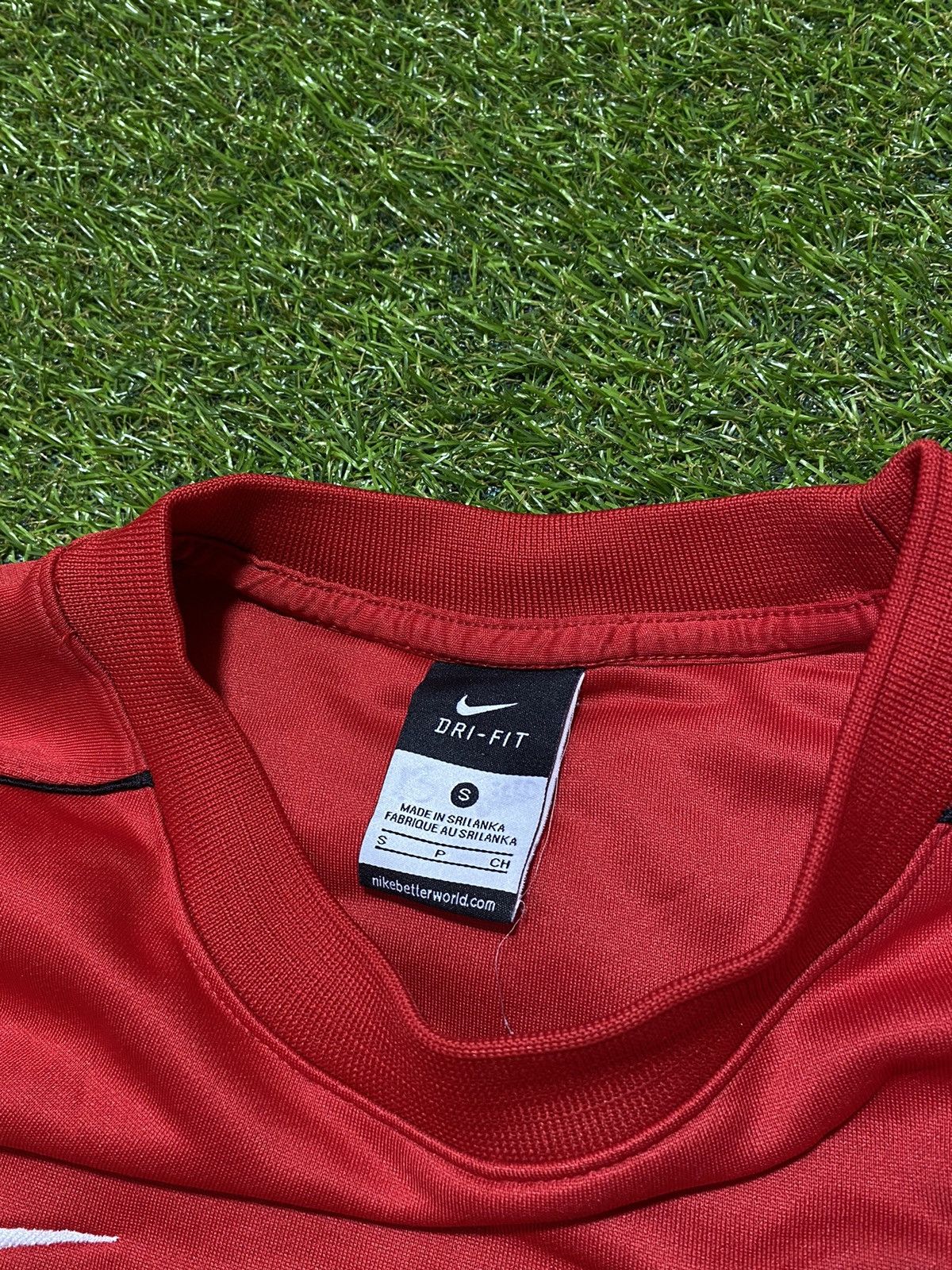 Nike Vintage Nike long sleeve jersey tee streetwear y2k size S Size US S / EU 44-46 / 1 - 3 Thumbnail