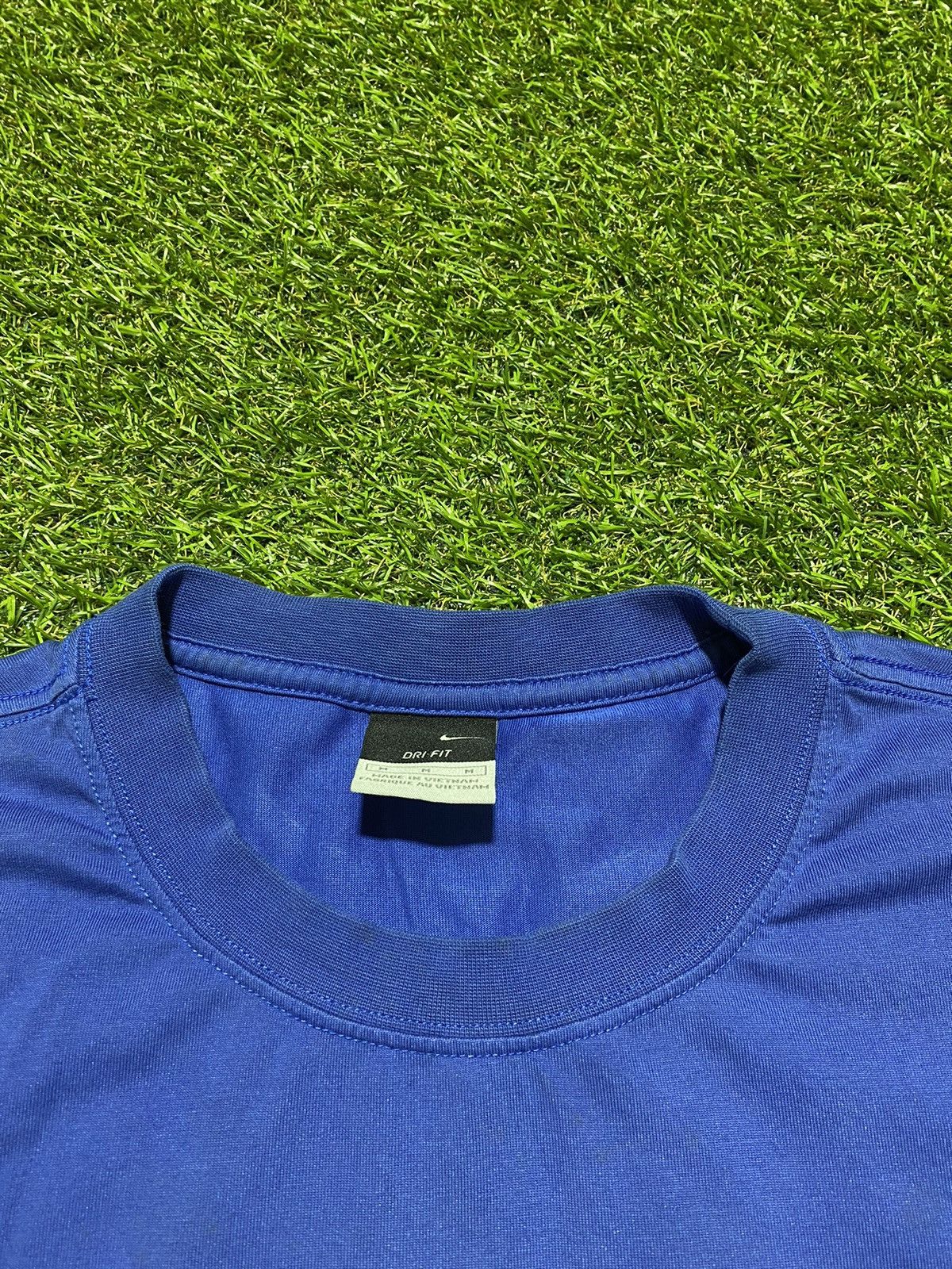 Nike Vintage 90s Nike Ronaldinho tee streetwear swoosh size S Size US S / EU 44-46 / 1 - 4 Thumbnail