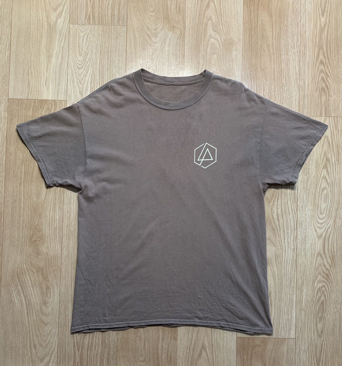 Band Tees Vintage Linkin Park One More Light T-Shirt Size US L / EU 52-54 / 3 - 8 Thumbnail