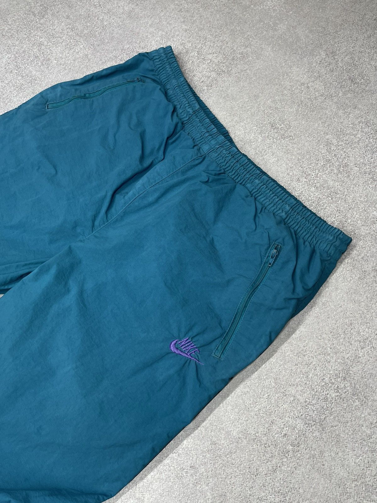 Nike Rare Vintage Nike Nylon Sweatpants Drill Jogger Y2K Rare Size US 32 / EU 48 - 2 Thumbnail