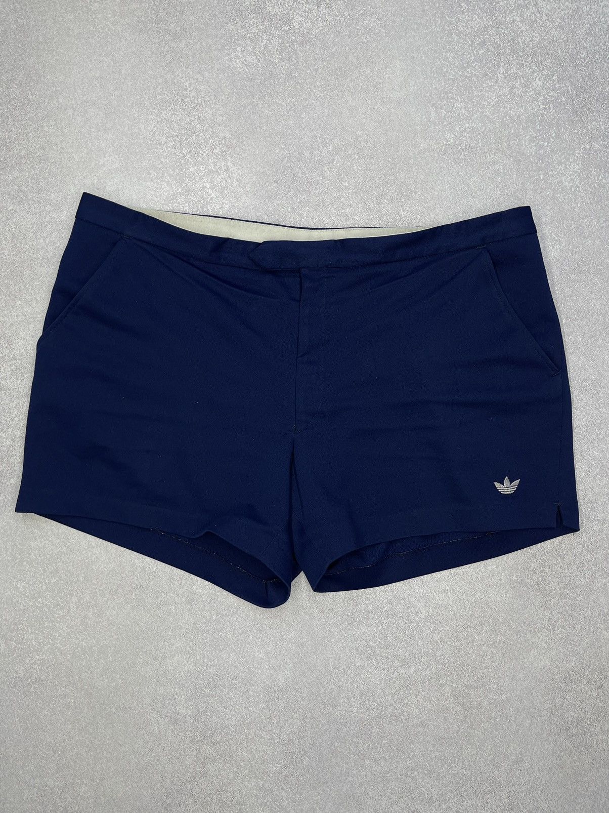 Adidas × Vintage Vintage Adidas Tennis Shorts Navy Germany Y2K Size US 36 / EU 52 - 2 Thumbnail