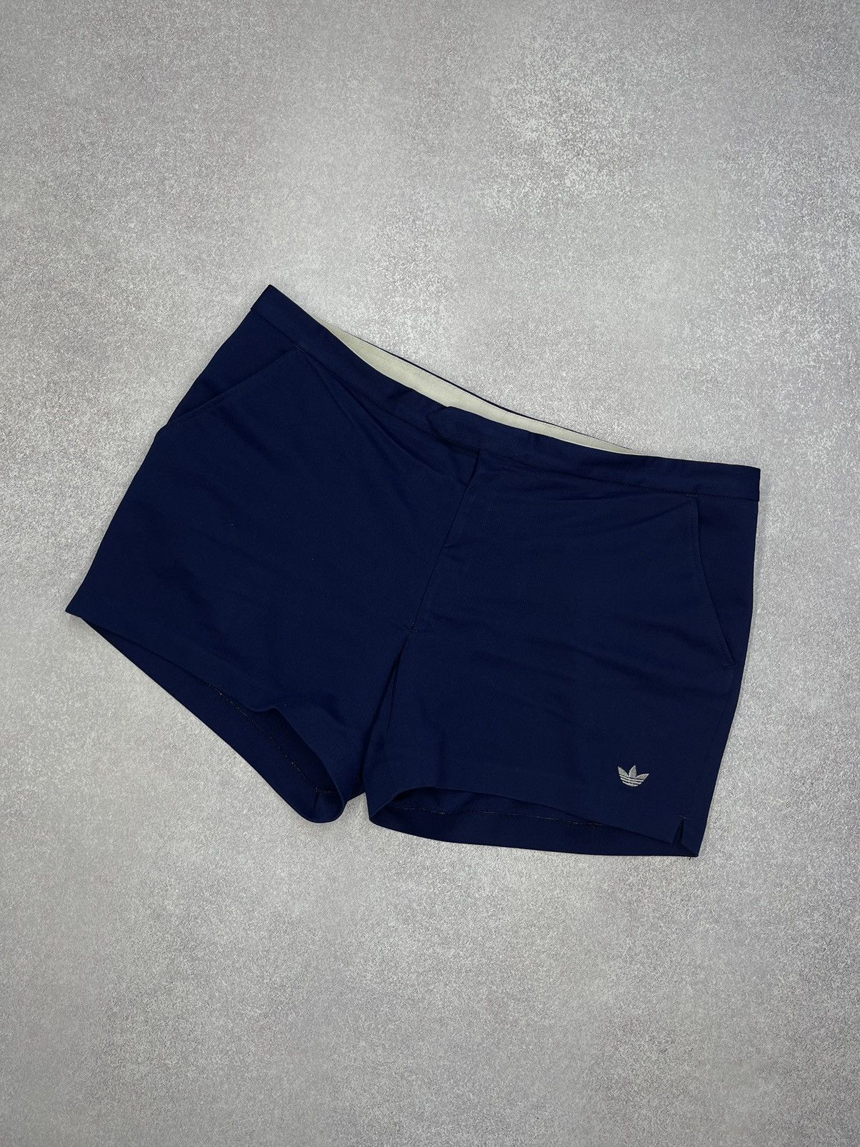 Adidas × Vintage Vintage Adidas Tennis Shorts Navy Germany Y2K Size US 36 / EU 52 - 1 Thumbnail