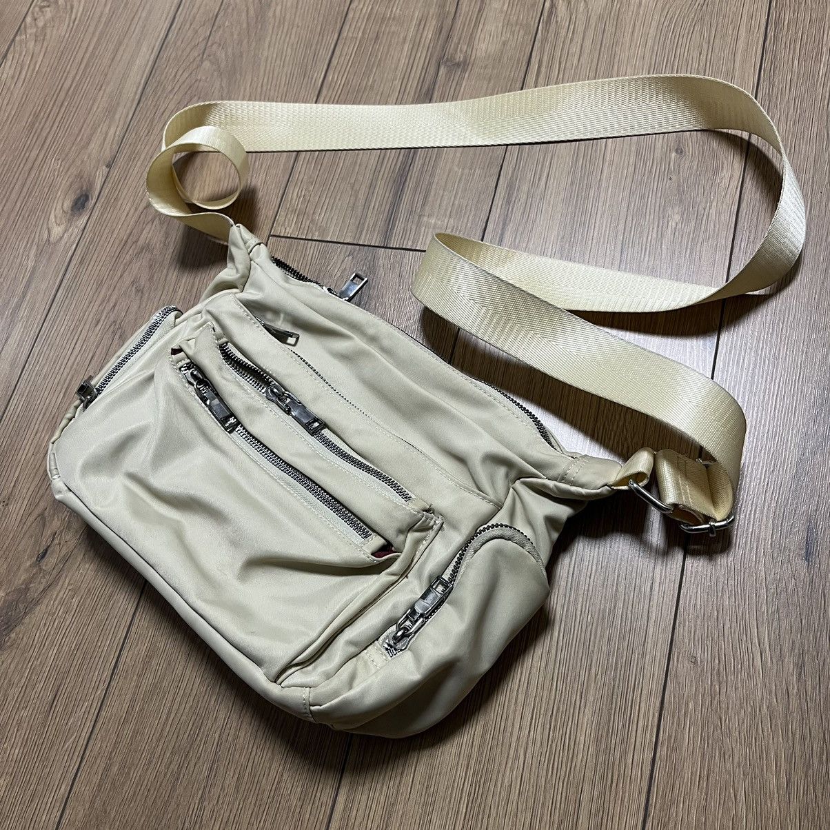 Vintage Avant Garde Y2K Gorpcore Bag Many Pockets Size ONE SIZE - 9 Thumbnail