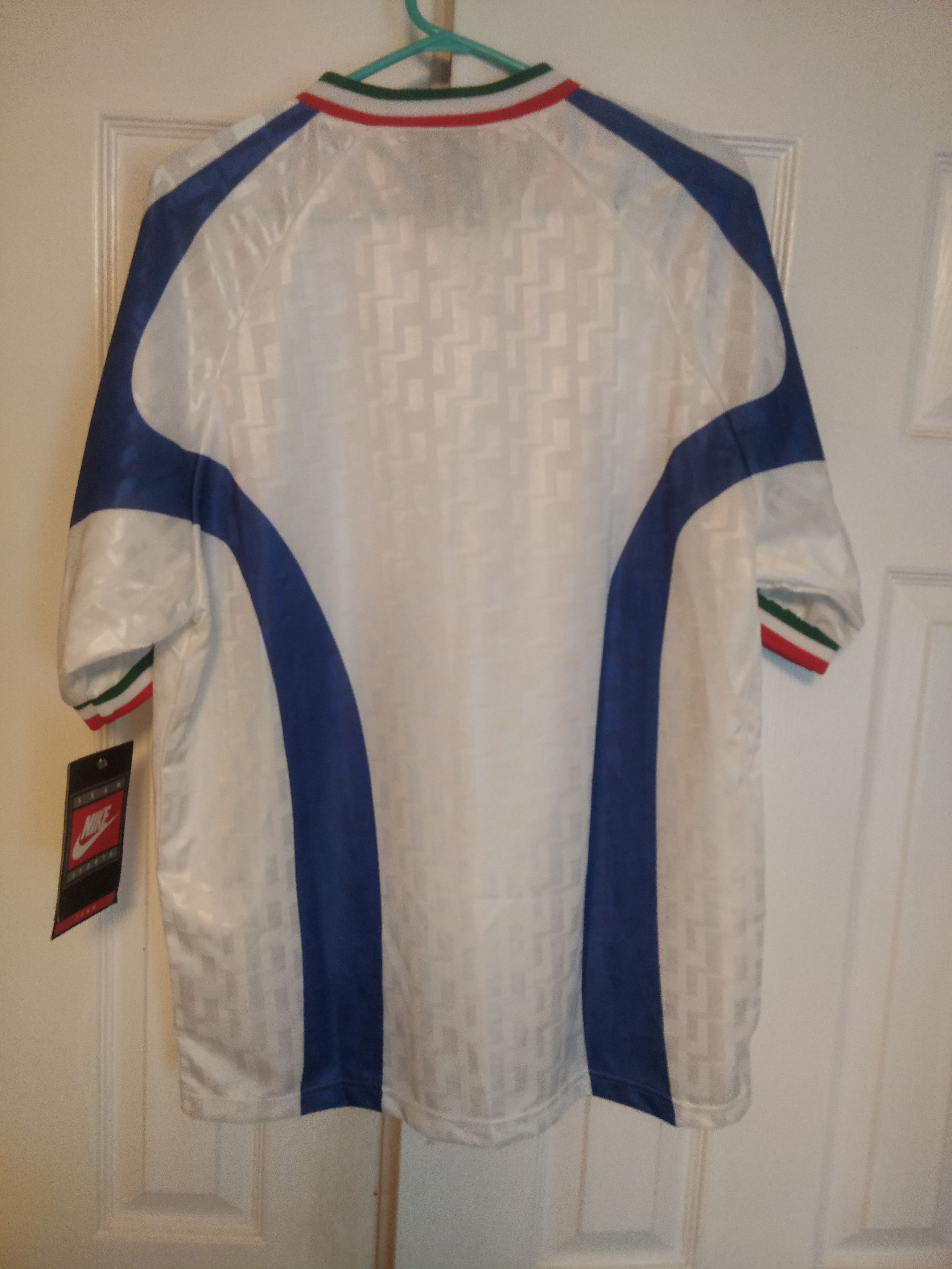 Nike Italy BNWT 1996 Rare Player Issue Jersey Nike Size US L / EU 52-54 / 3 - 2 Thumbnail