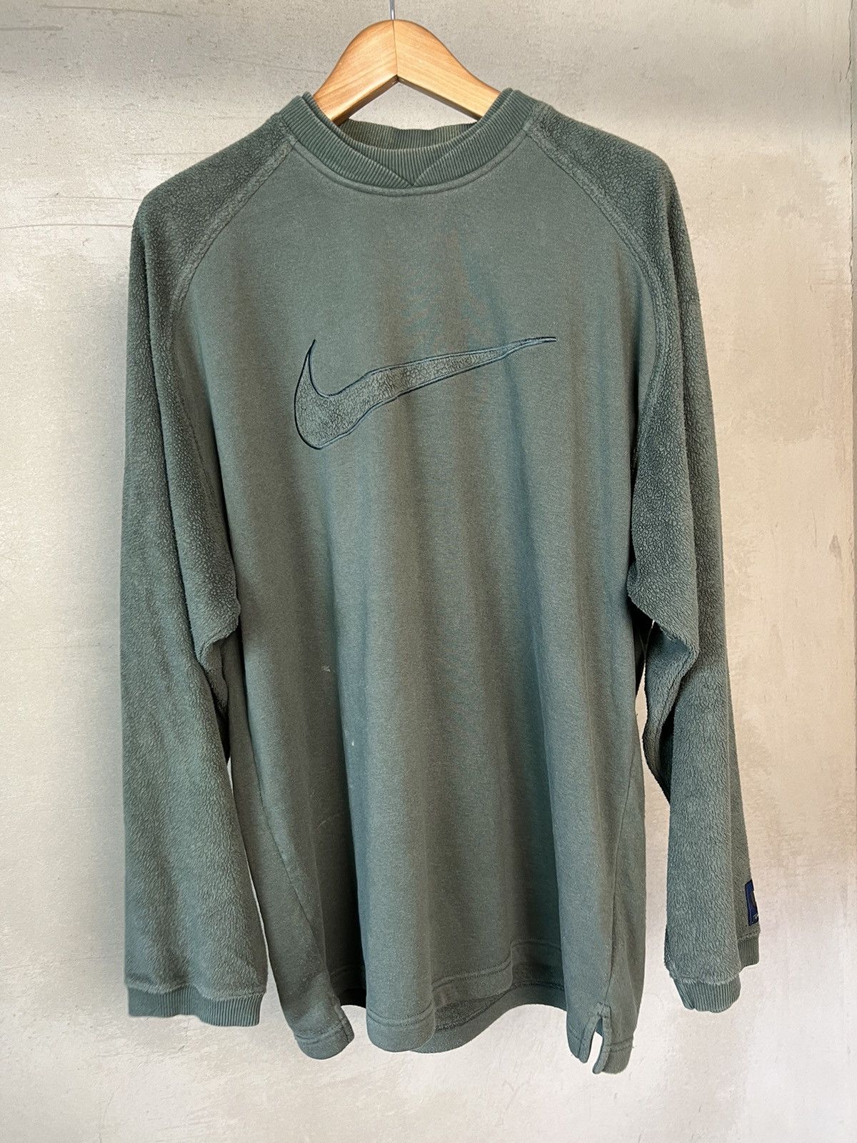 Nike × Vintage Vintage Nike 90’s Sweatshirt Big Swoosh Logo Size US L / EU 52-54 / 3 - 2 Thumbnail