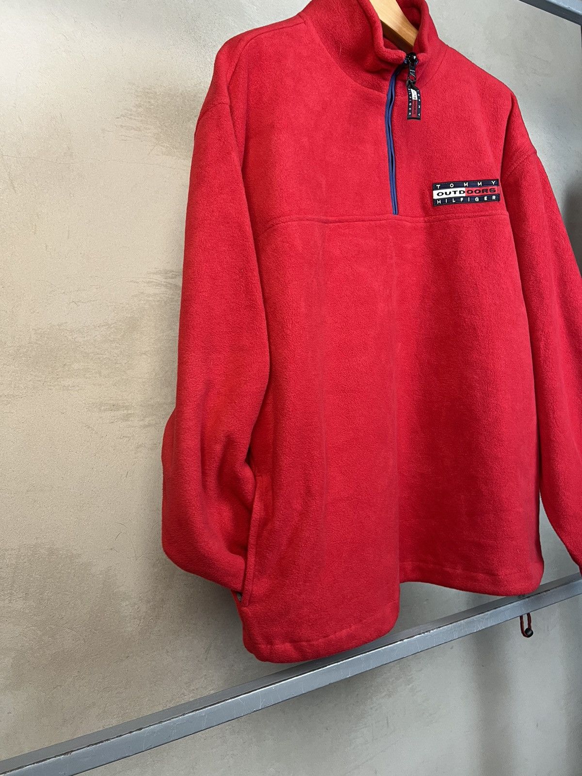 Tommy Hilfiger Vintage Tommy Hilfiger Outdoors Half Zip Fleece Sweatshirt Size US L / EU 52-54 / 3 - 3 Thumbnail