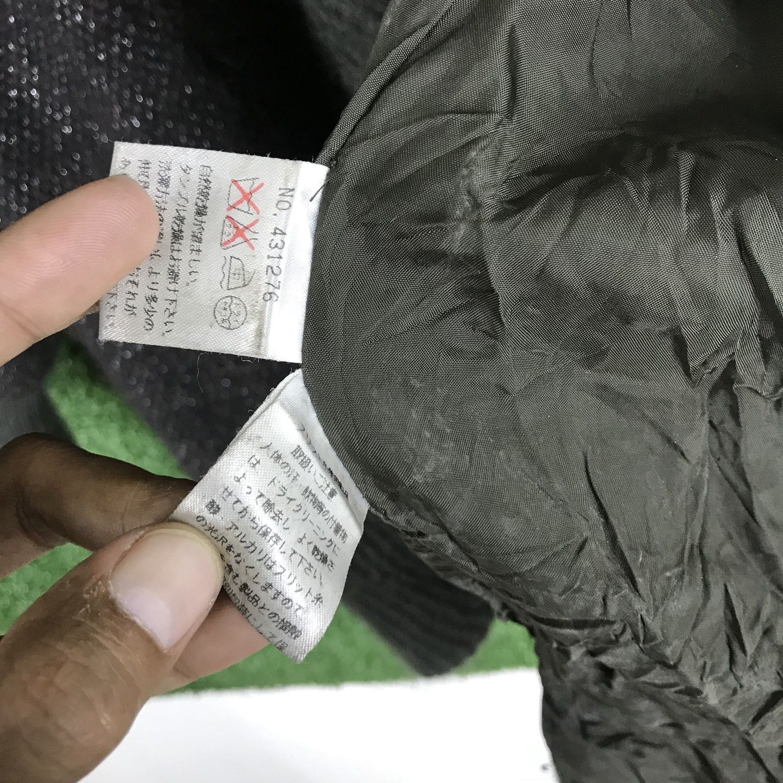 Issey Miyake 🔥FINAL DROP🔥IS RARE JAPANESE DESIGN DOPE STYLE Size US L / EU 52-54 / 3 - 15 Thumbnail