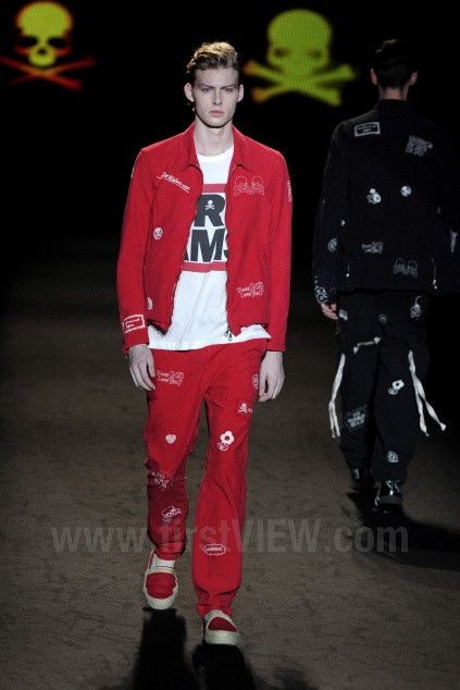 image of Mastermind Japan Grail! Ss12 Tee.like Undercover Or Comme Des Garcons Tees in Black (Size Medium)