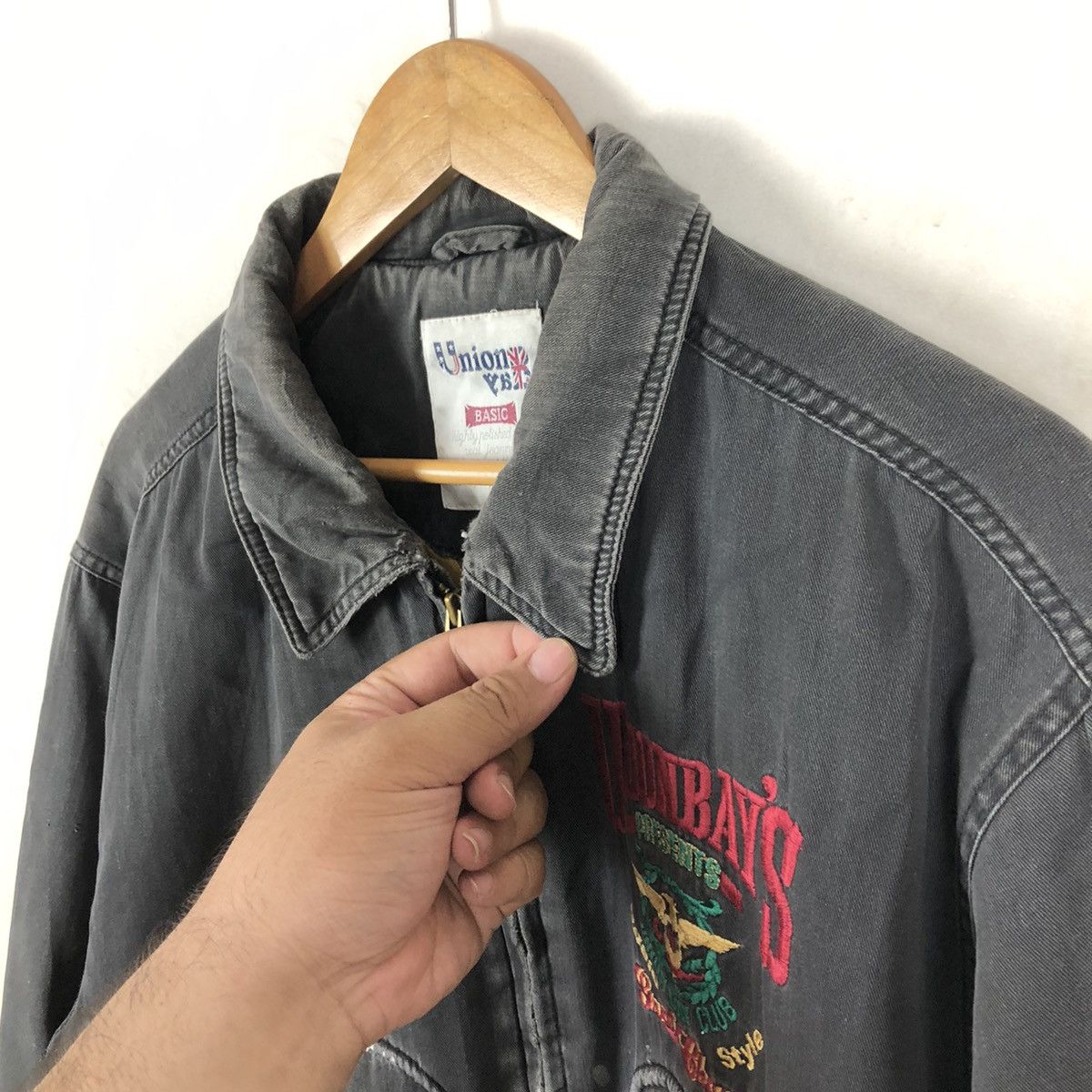 Japanese Brand VINTAGE BIGLOGO EMBROIDERY UNIONBAY'S PRESENT BOMBER JACKET Size US L / EU 52-54 / 3 - 8 Thumbnail