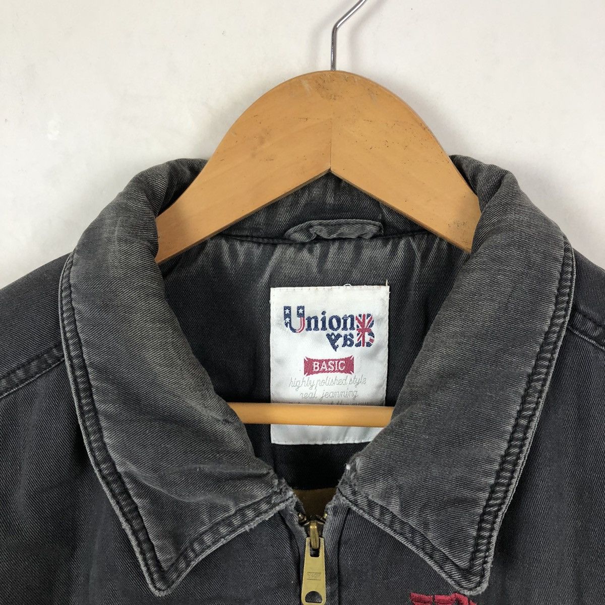 Japanese Brand VINTAGE BIGLOGO EMBROIDERY UNIONBAY'S PRESENT BOMBER JACKET Size US L / EU 52-54 / 3 - 9 Thumbnail