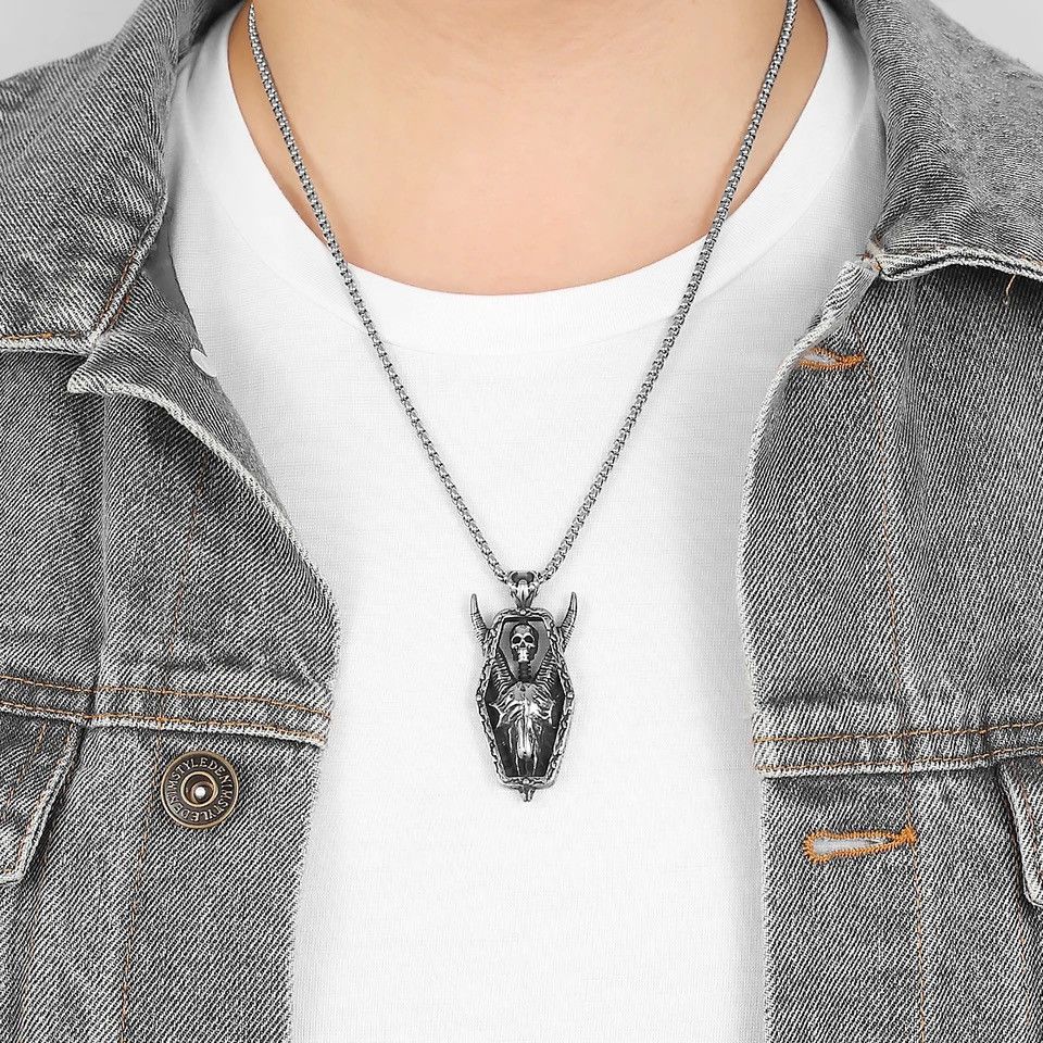 Jewelry Long Horned Demon Skull Pendant Necklaces Size ONE SIZE - 1 Thumbnail