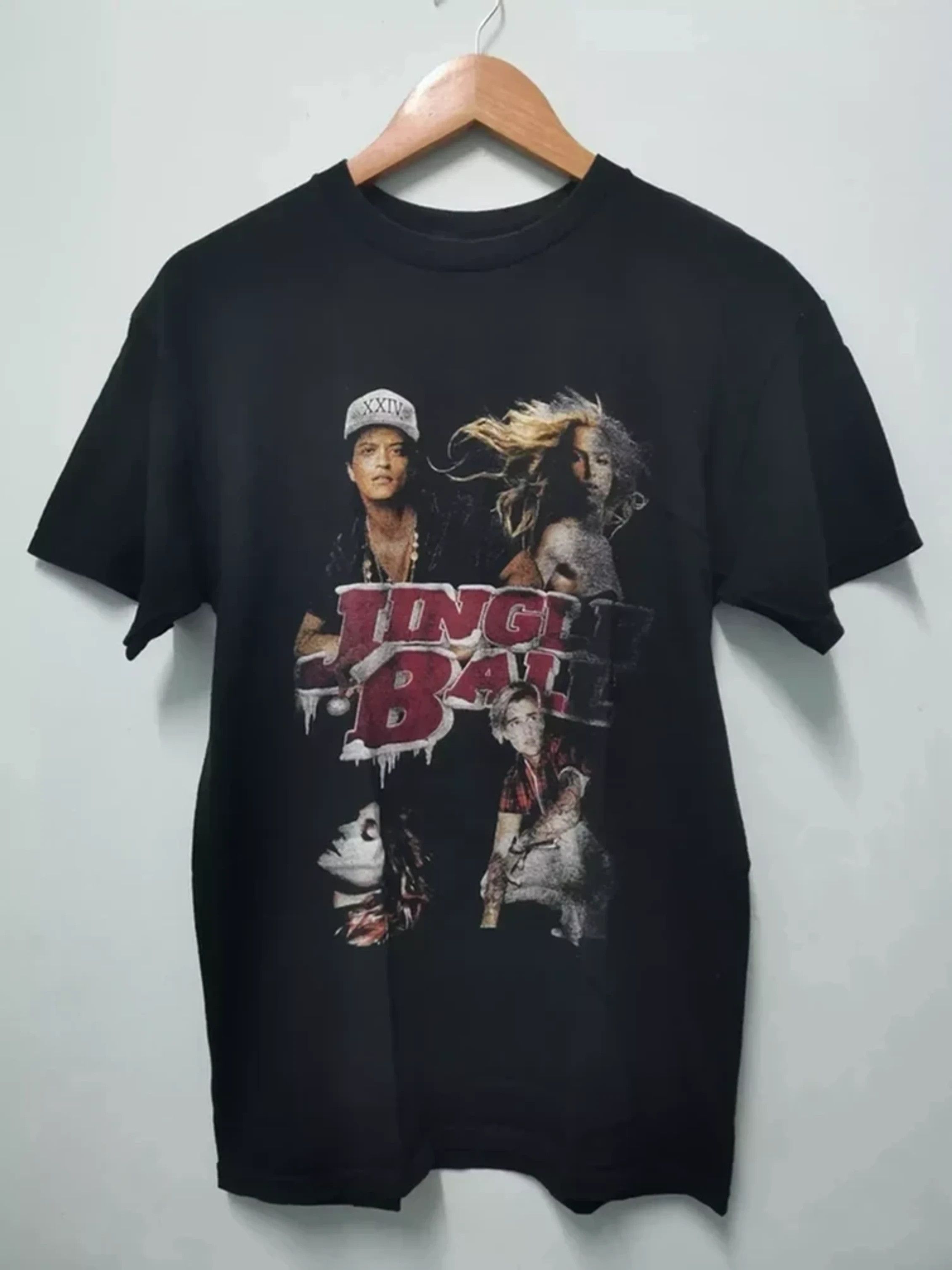 Band Tees Jingle Ball Tour Bruno Britney Bieber Rap T Iee Size US M / EU 48-50 / 2 - 1 Thumbnail
