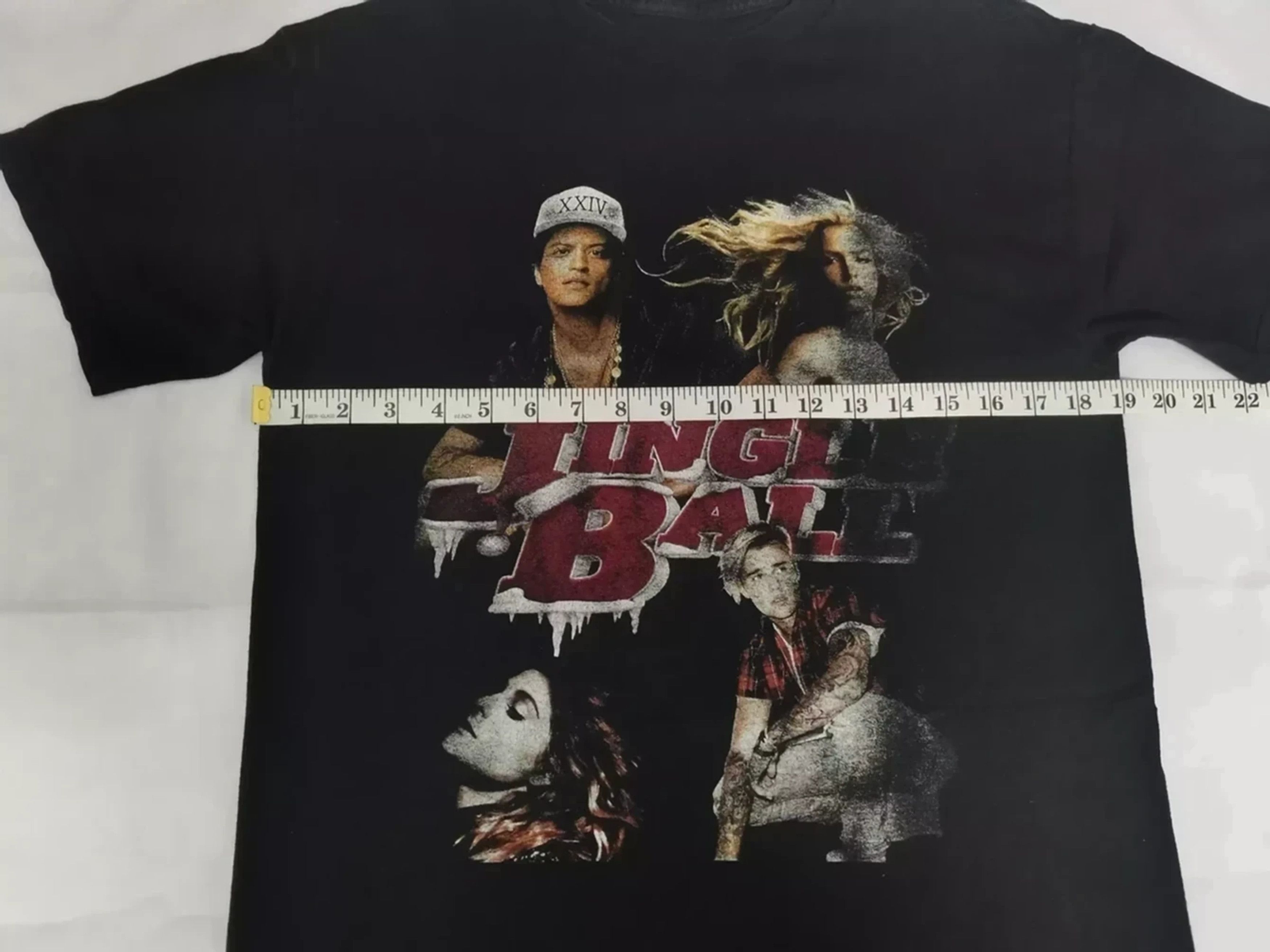 Band Tees Jingle Ball Tour Bruno Britney Bieber Rap T Iee Size US M / EU 48-50 / 2 - 4 Thumbnail