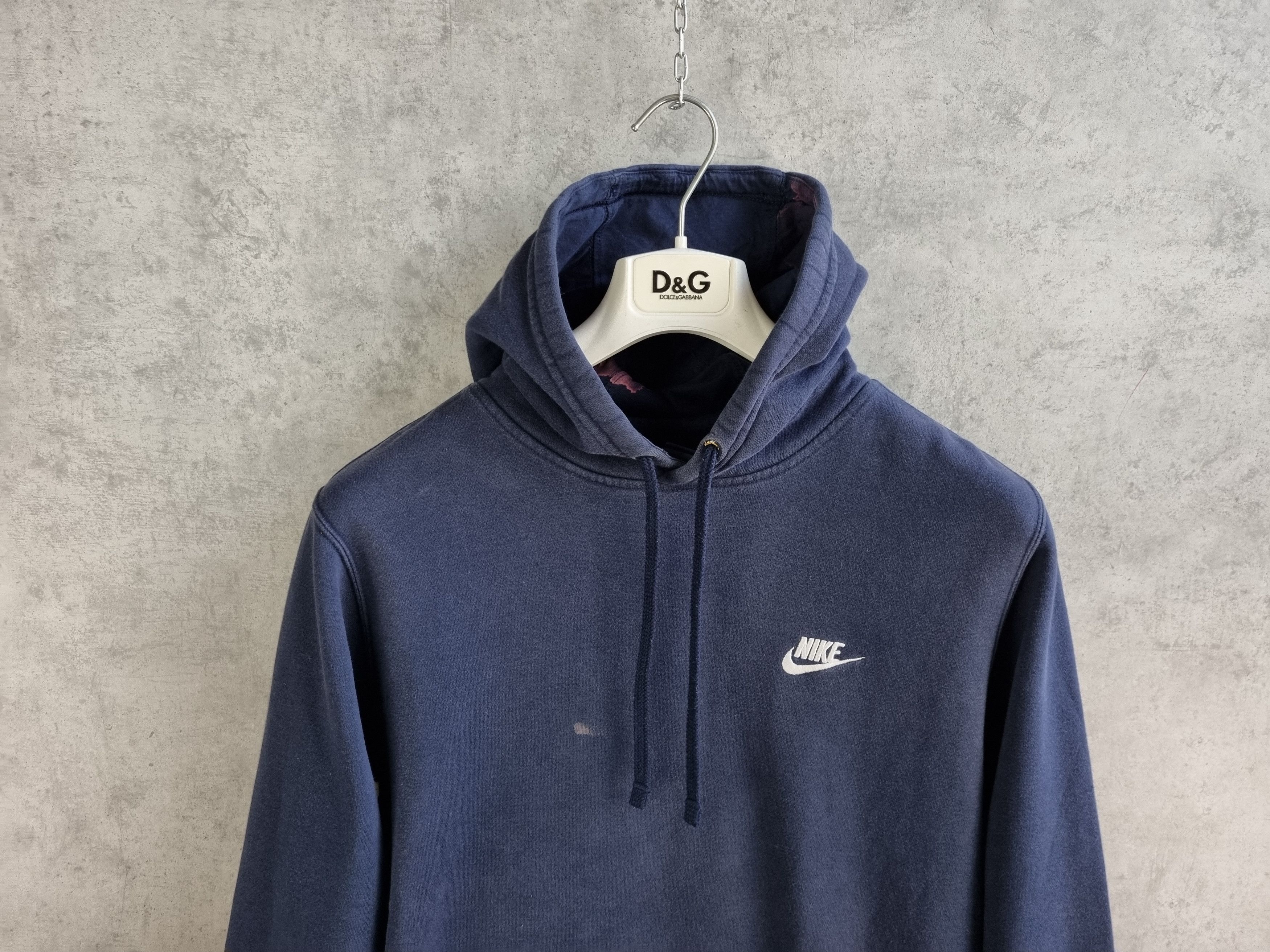 image of Hype x Nike Faded Dirty Vintage Nike Hoodie in Navy, Men's (Size Medium)