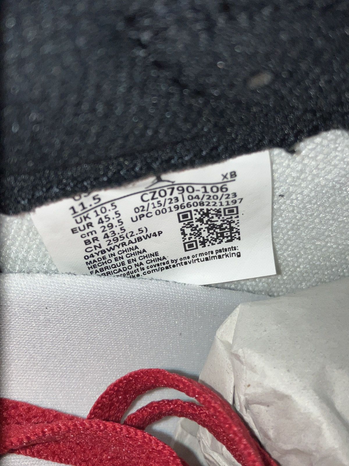 Jordan Brand × Nike Air Jordan 1 Retro Low Black Toe Size US 11.5 / EU 44-45 - 5 Thumbnail