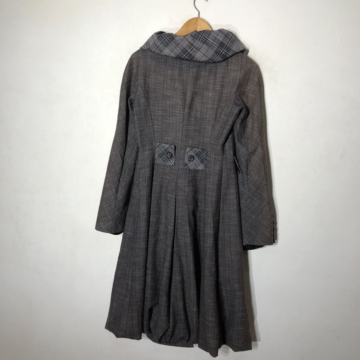 Vintage DOUBLE BREAST LONG JACKET FABRIC OF ITALY GRAVAION RI Size US S / EU 44-46 / 1 - 11 Thumbnail