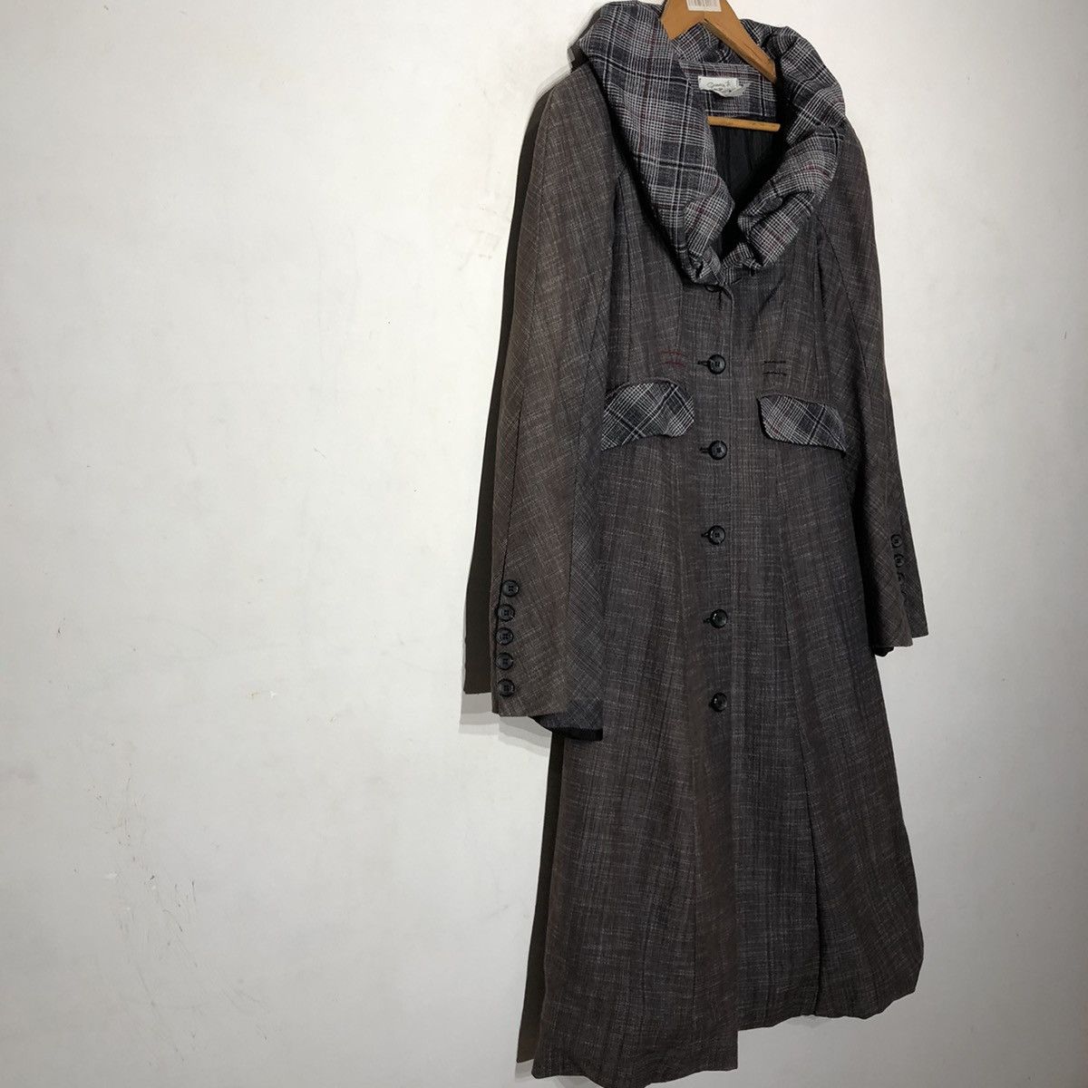 Vintage DOUBLE BREAST LONG JACKET FABRIC OF ITALY GRAVAION RI Size US S / EU 44-46 / 1 - 5 Thumbnail