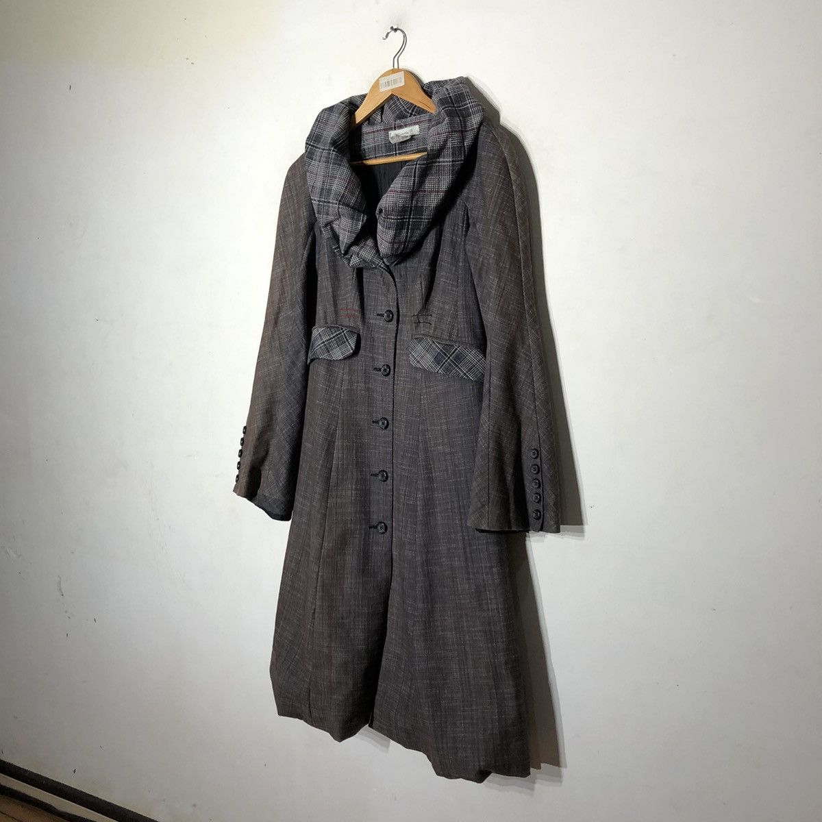 Vintage DOUBLE BREAST LONG JACKET FABRIC OF ITALY GRAVAION RI Size US S / EU 44-46 / 1 - 2 Thumbnail