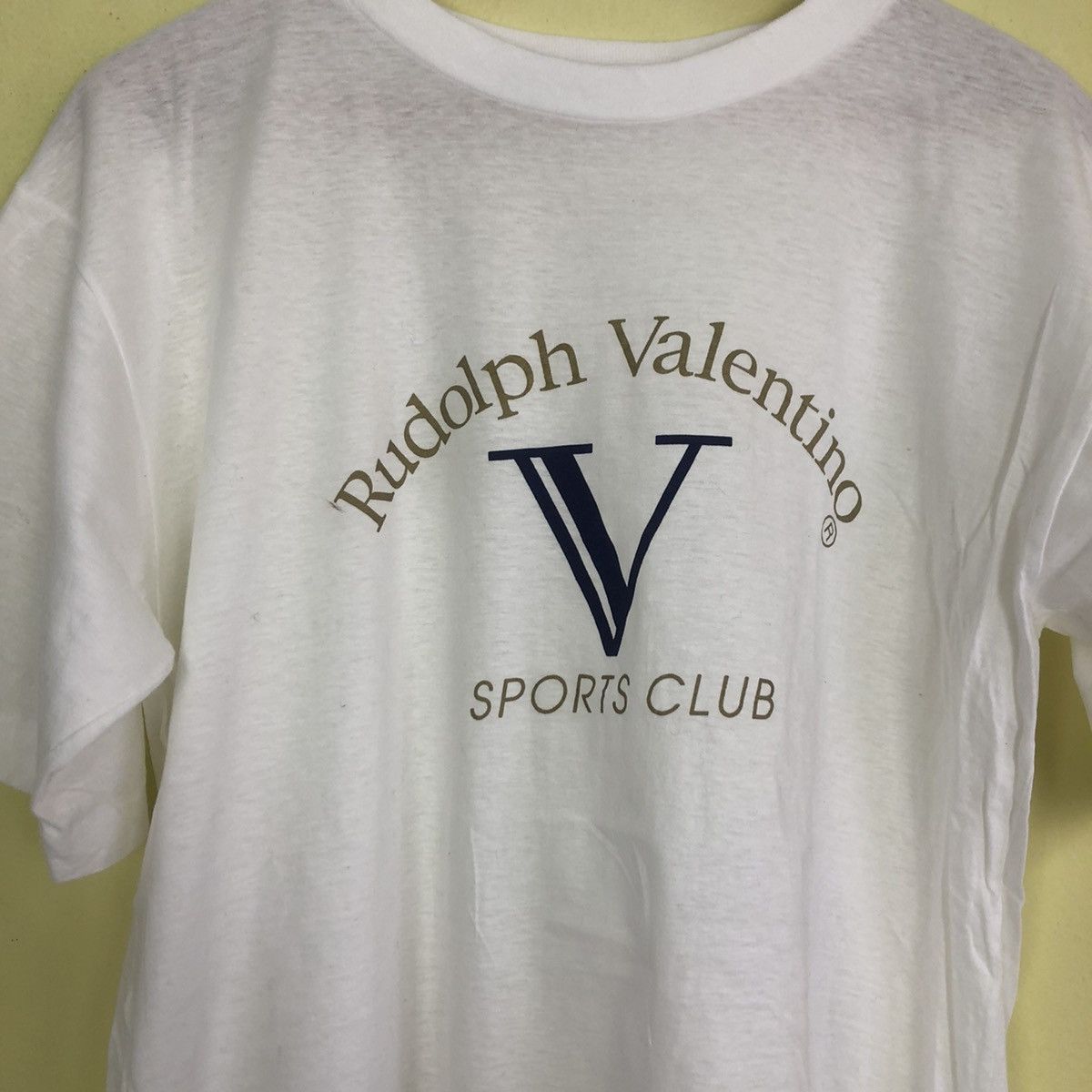 Japanese Brand Vintage Rudolph Valentino T-Shirt Size US M / EU 48-50 / 2 - 3 Thumbnail
