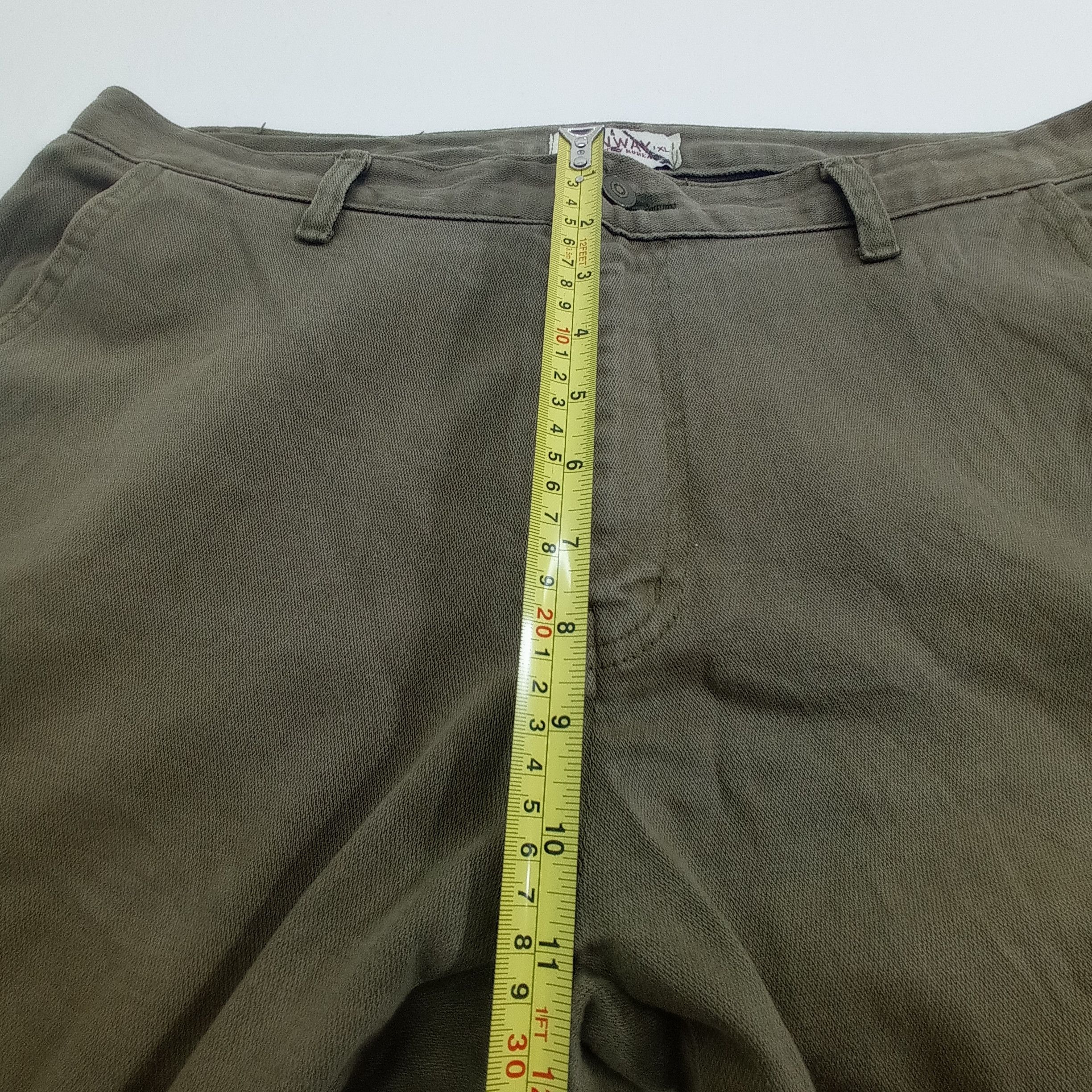 Other Runway Garment Cargo Pants Size US 35 - 12 Thumbnail