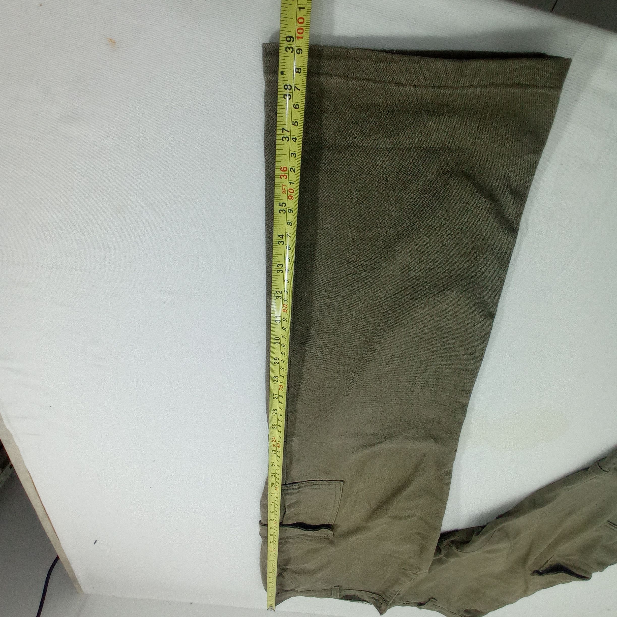 Other Runway Garment Cargo Pants Size US 35 - 18 Thumbnail