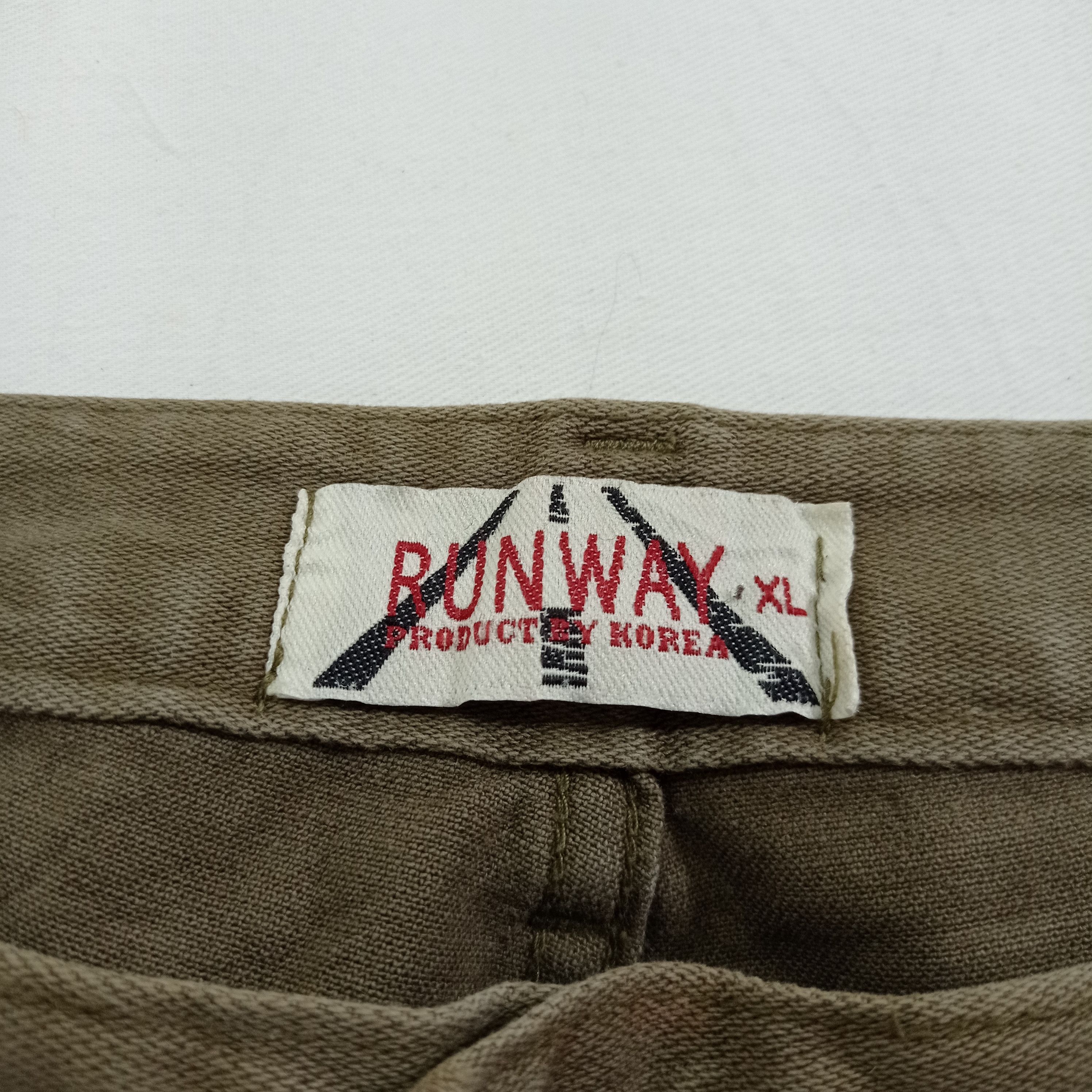Other Runway Garment Cargo Pants Size US 35 - 7 Thumbnail