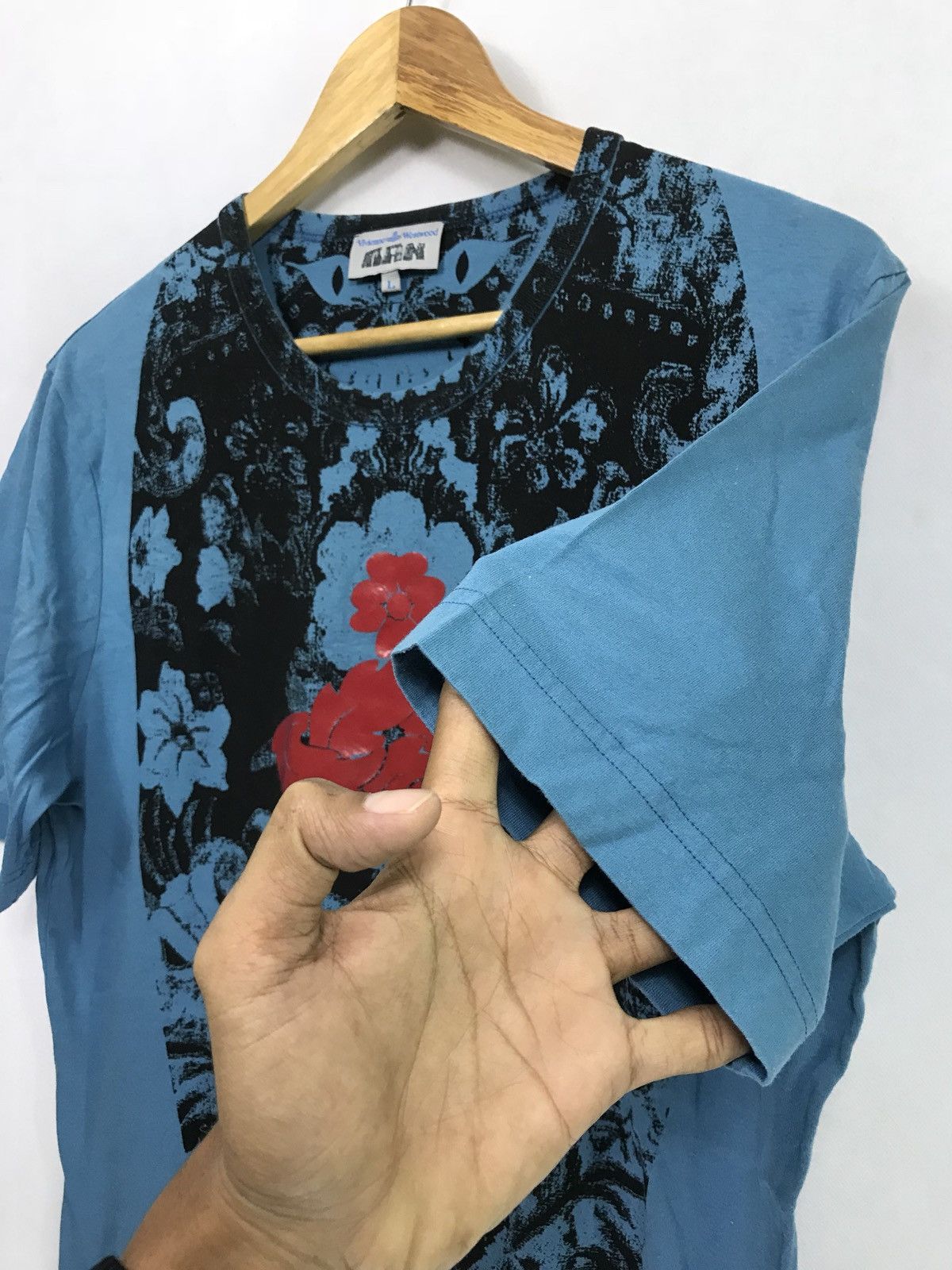 Vivienne Westwood 🔥 FINAL DROP 🔥Vivienne Westwood Man Red Rosse Full Print Size US L / EU 52-54 / 3 - 7 Thumbnail