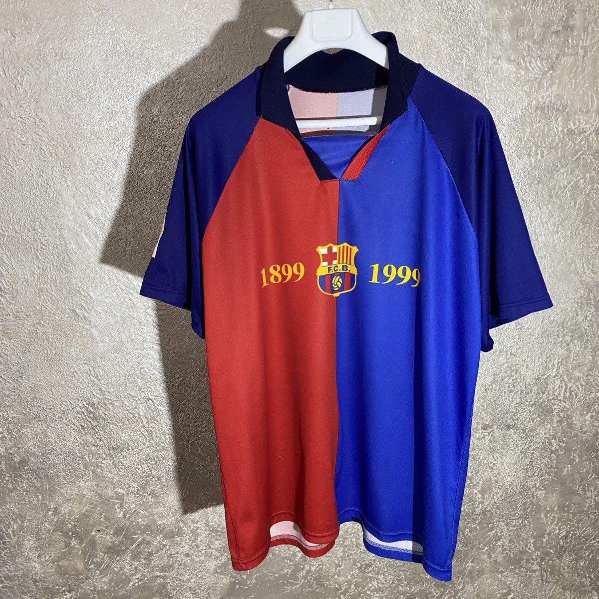 Vintage fc barcelona jersey