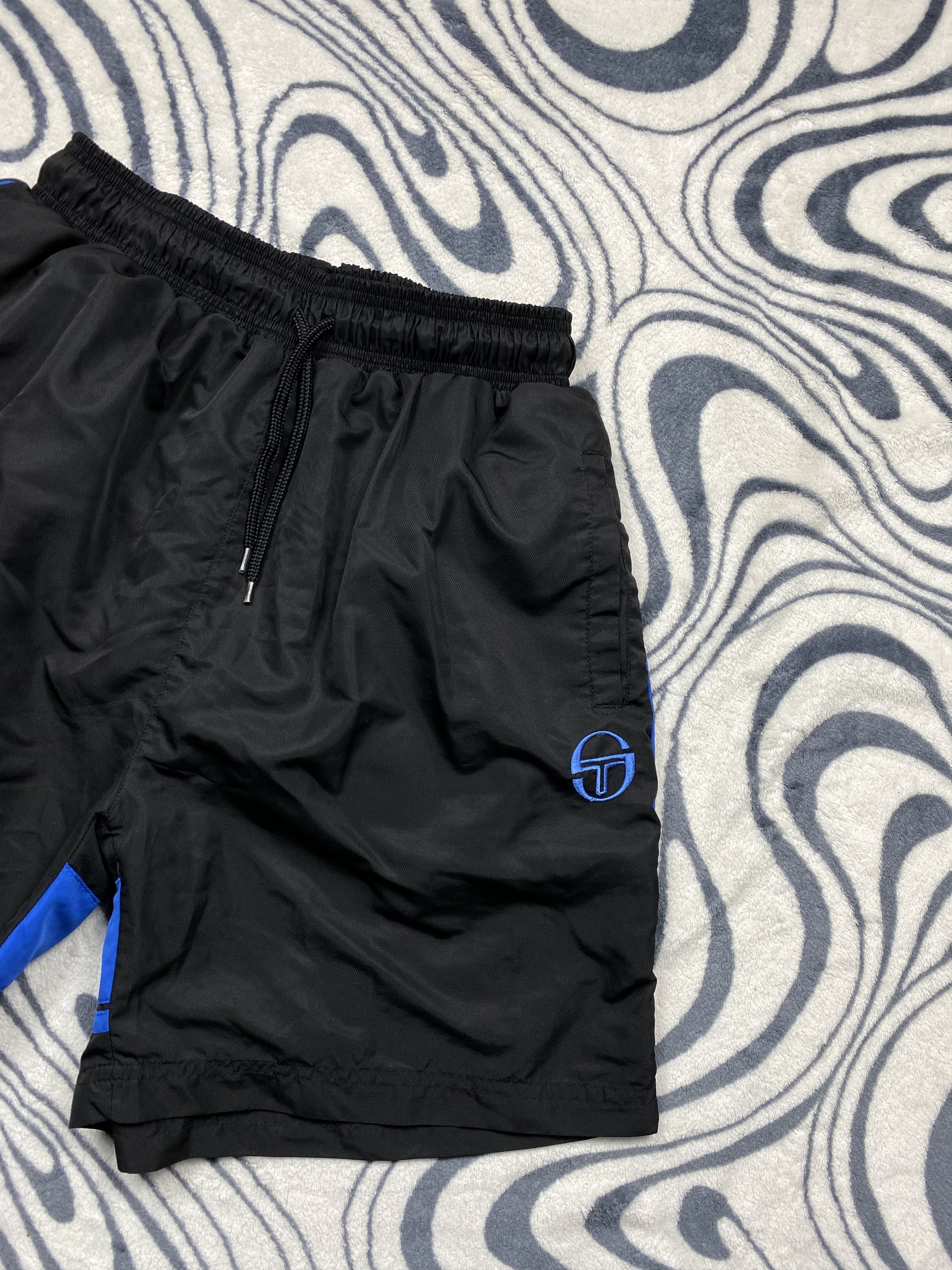 Sergio Tacchini Sergio Tacchini Vintage Mens Nylon Shorts Y2K Size US 32 / EU 48 - 2 Thumbnail